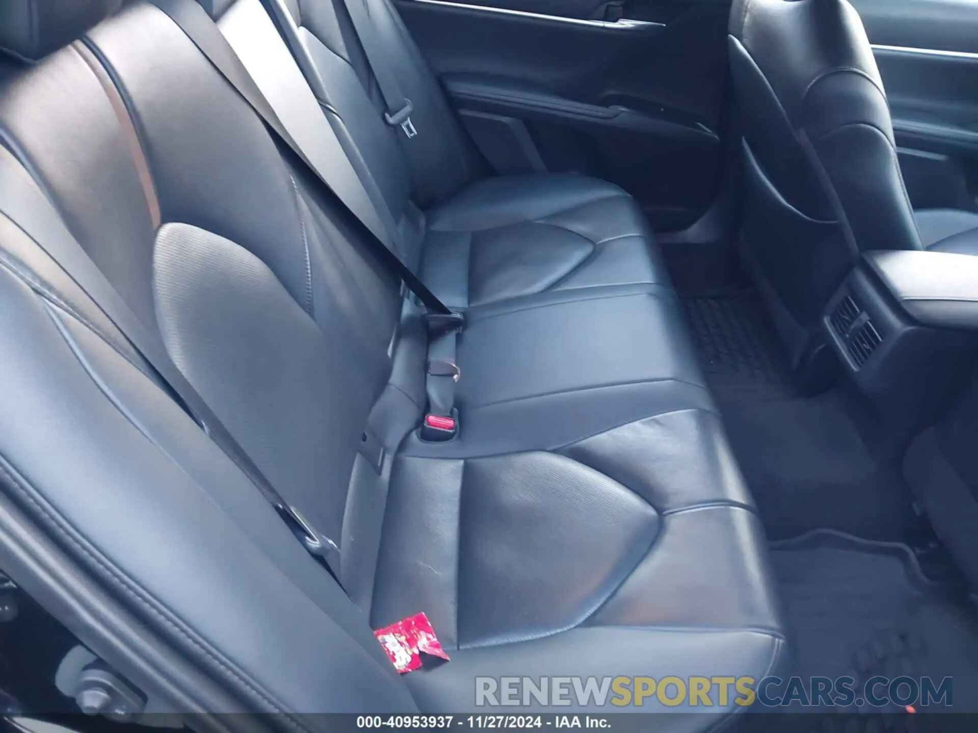 8 fotografías del automóvil dañado 4T1F31AK2LU525657 TOYOTA CAMRY 2020