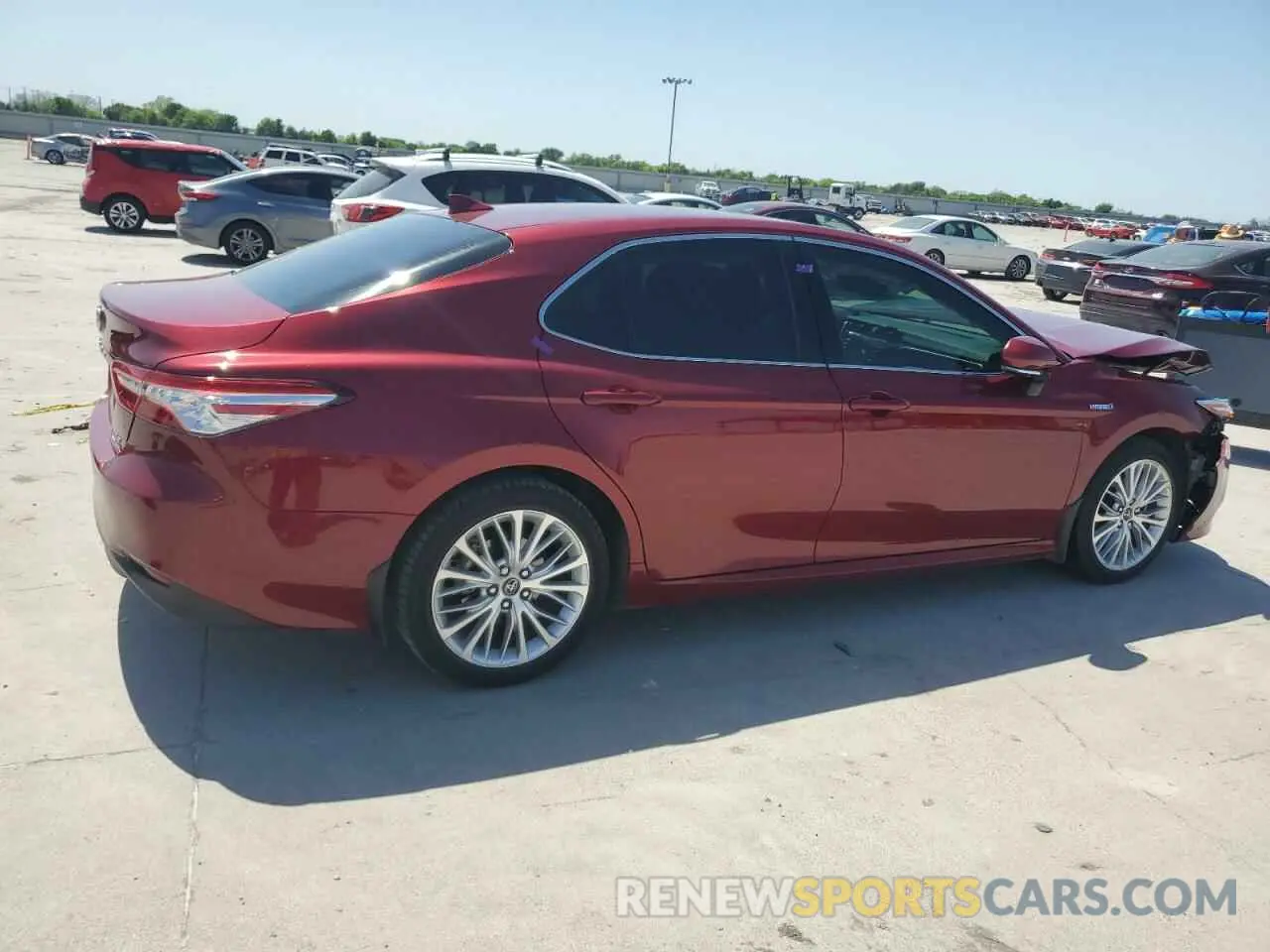 3 fotografías del automóvil dañado 4T1F31AK3LU012384 TOYOTA CAMRY 2020