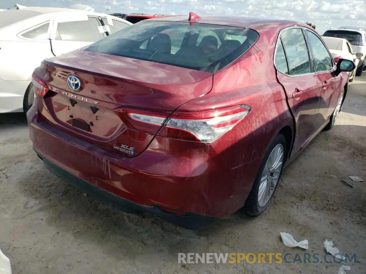 4 fotografías del automóvil dañado 4T1F31AK3LU524050 TOYOTA CAMRY 2020