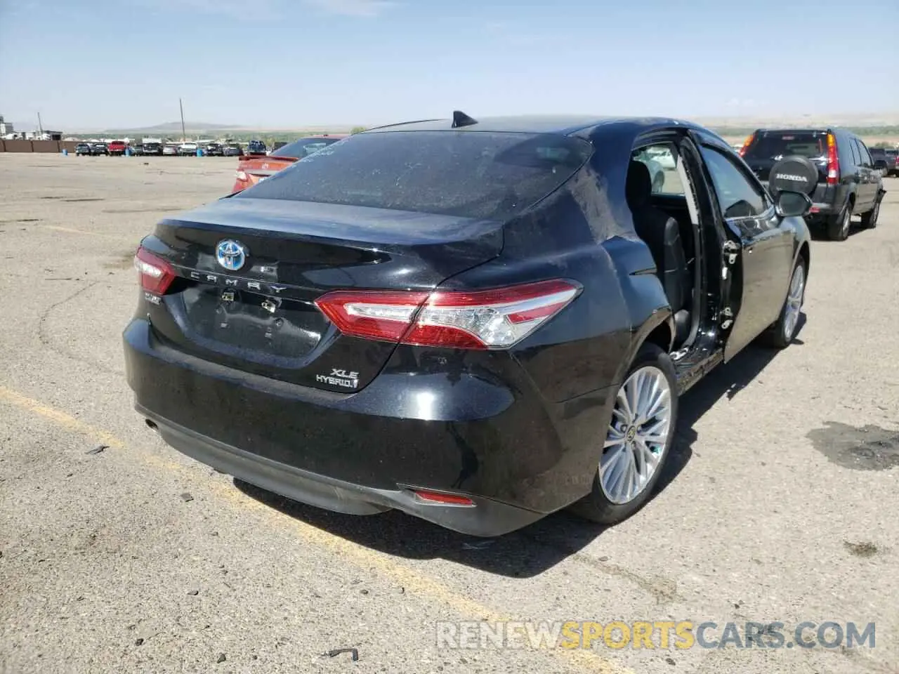 4 fotografías del automóvil dañado 4T1F31AK3LU545075 TOYOTA CAMRY 2020