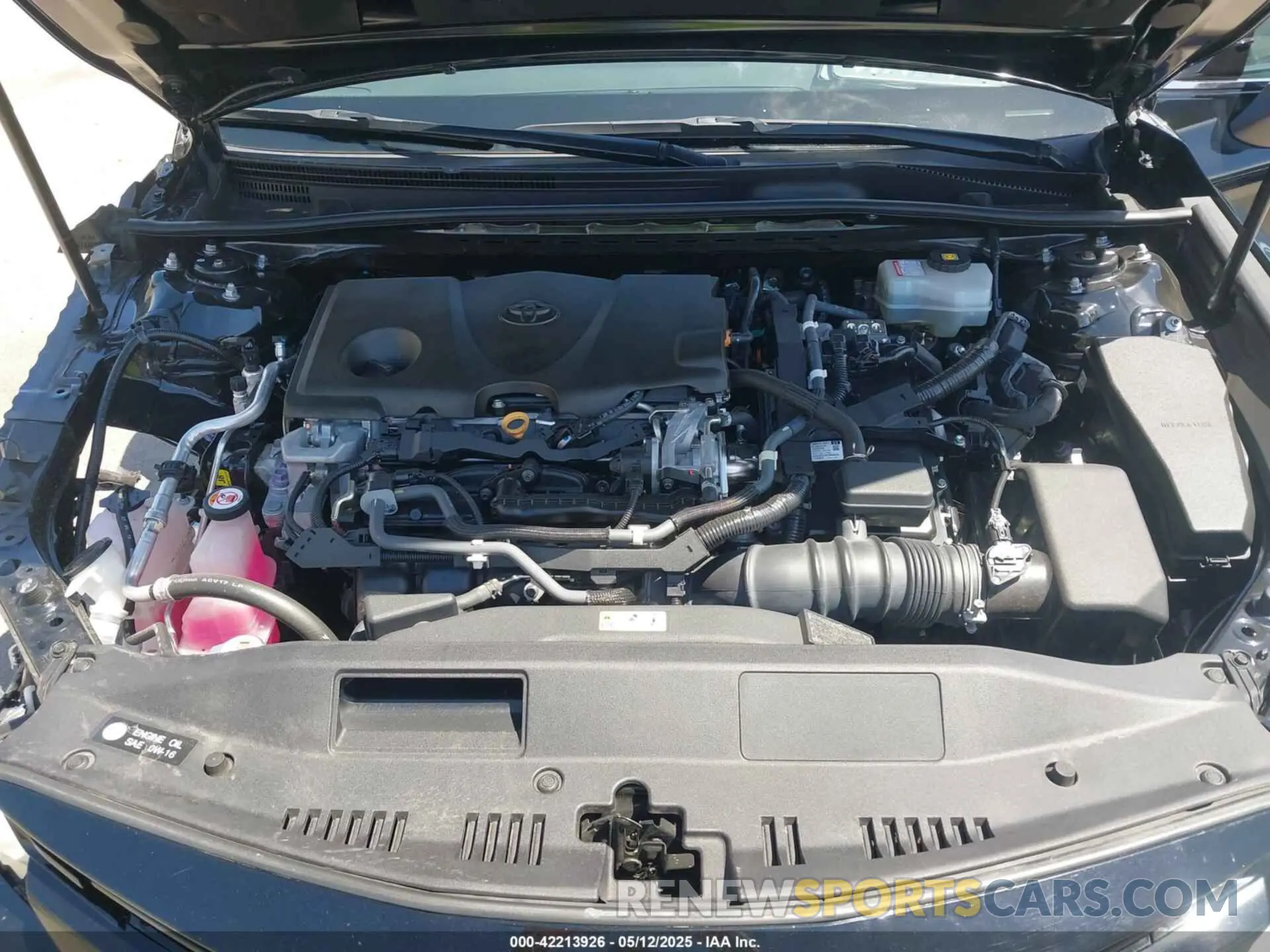 10 fotografías del automóvil dañado 4T1F31AK4LU526096 TOYOTA CAMRY 2020