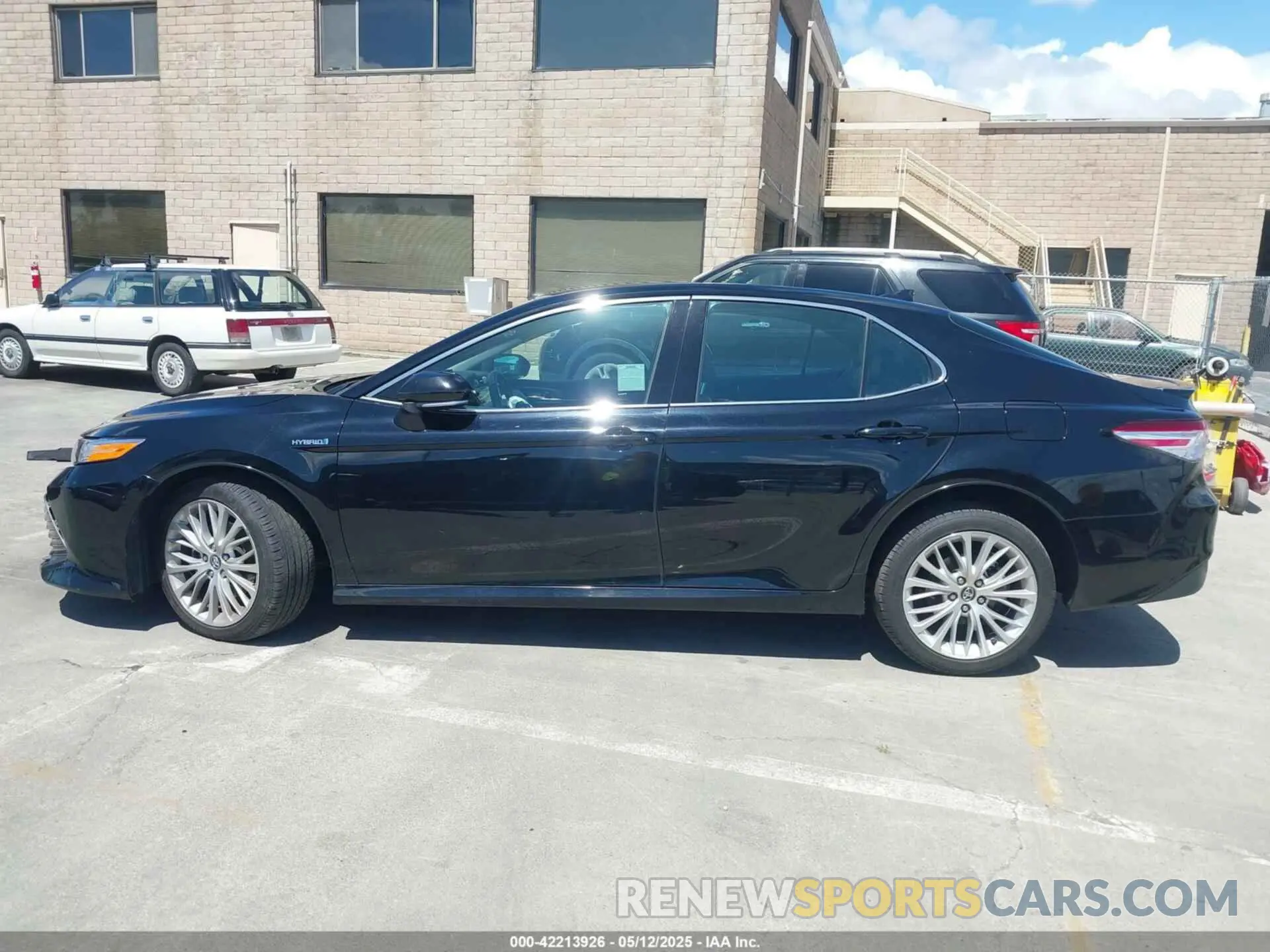 15 fotografías del automóvil dañado 4T1F31AK4LU526096 TOYOTA CAMRY 2020