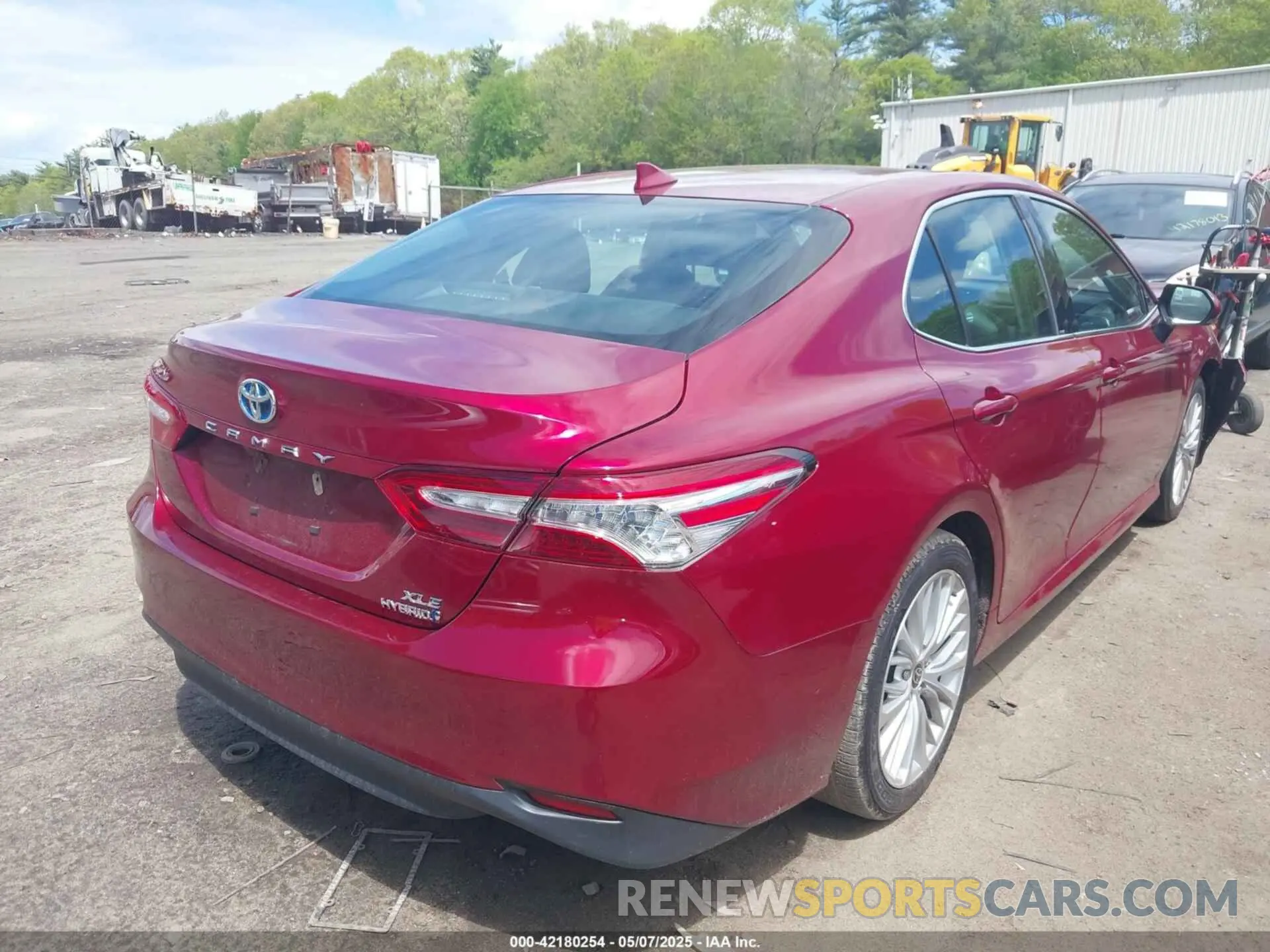 4 fotografías del automóvil dañado 4T1F31AK4LU536417 TOYOTA CAMRY 2020