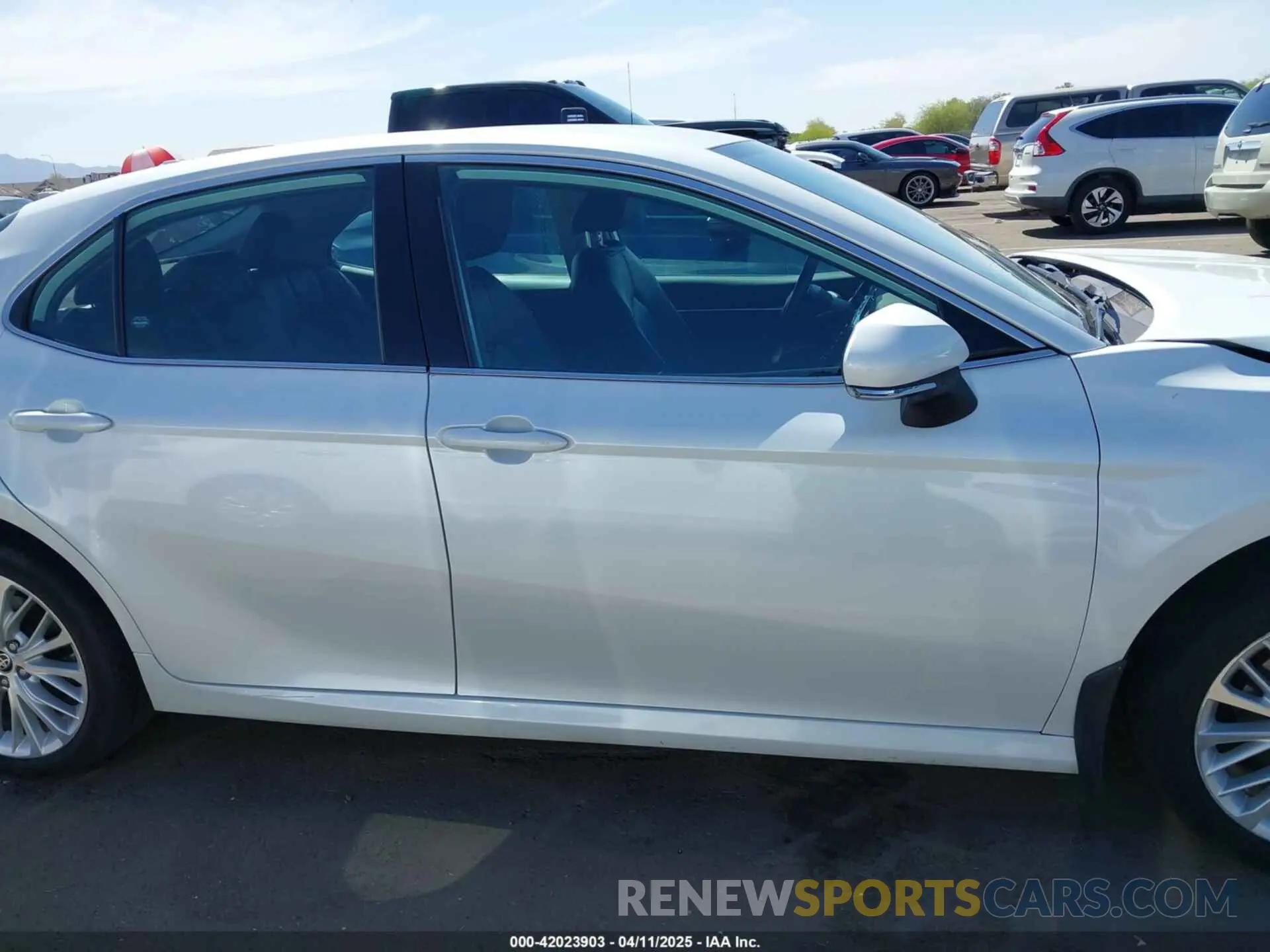 14 fotografías del automóvil dañado 4T1F31AK4LU537230 TOYOTA CAMRY 2020