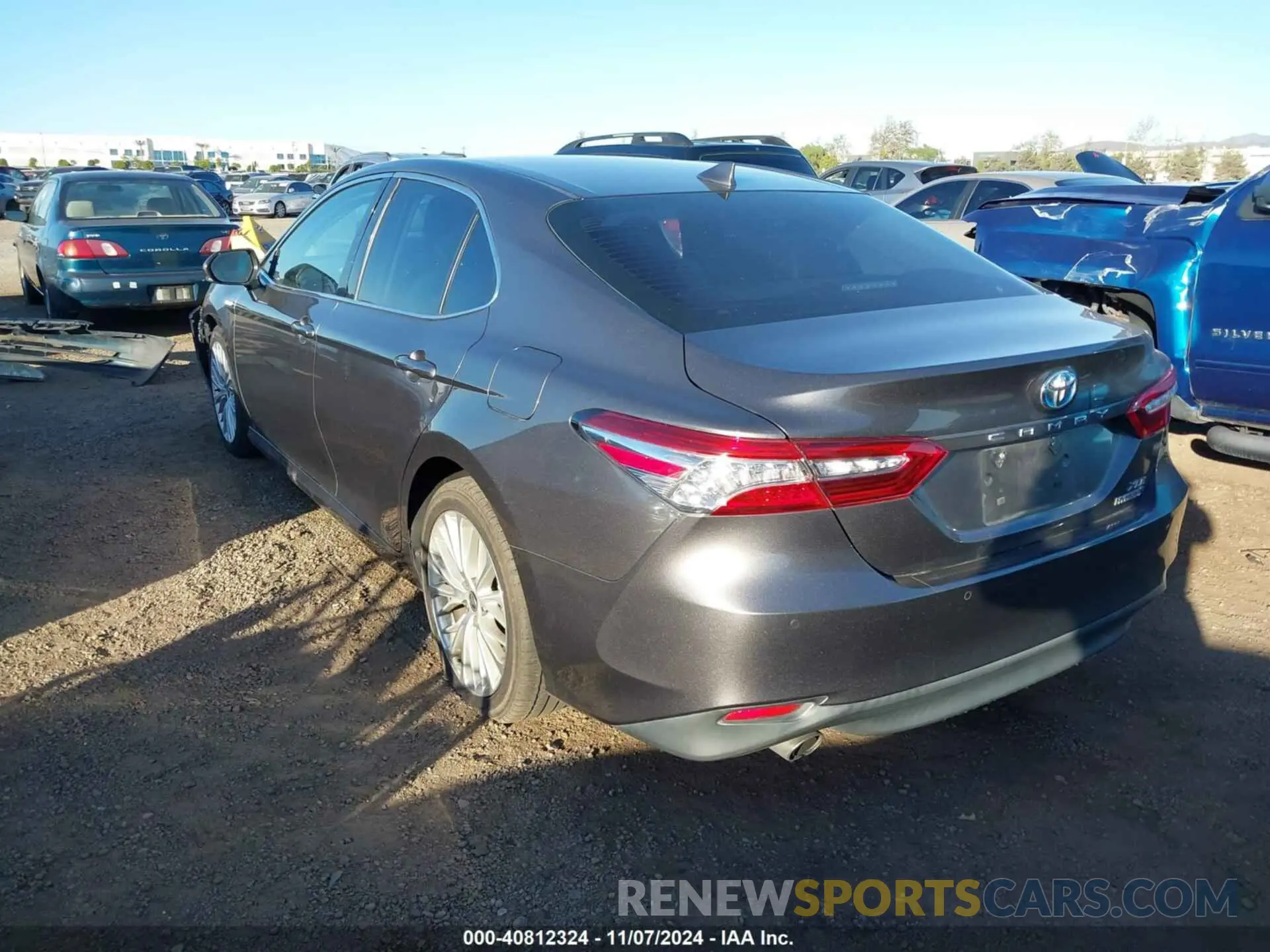 3 fotografías del automóvil dañado 4T1F31AK7LU535925 TOYOTA CAMRY 2020