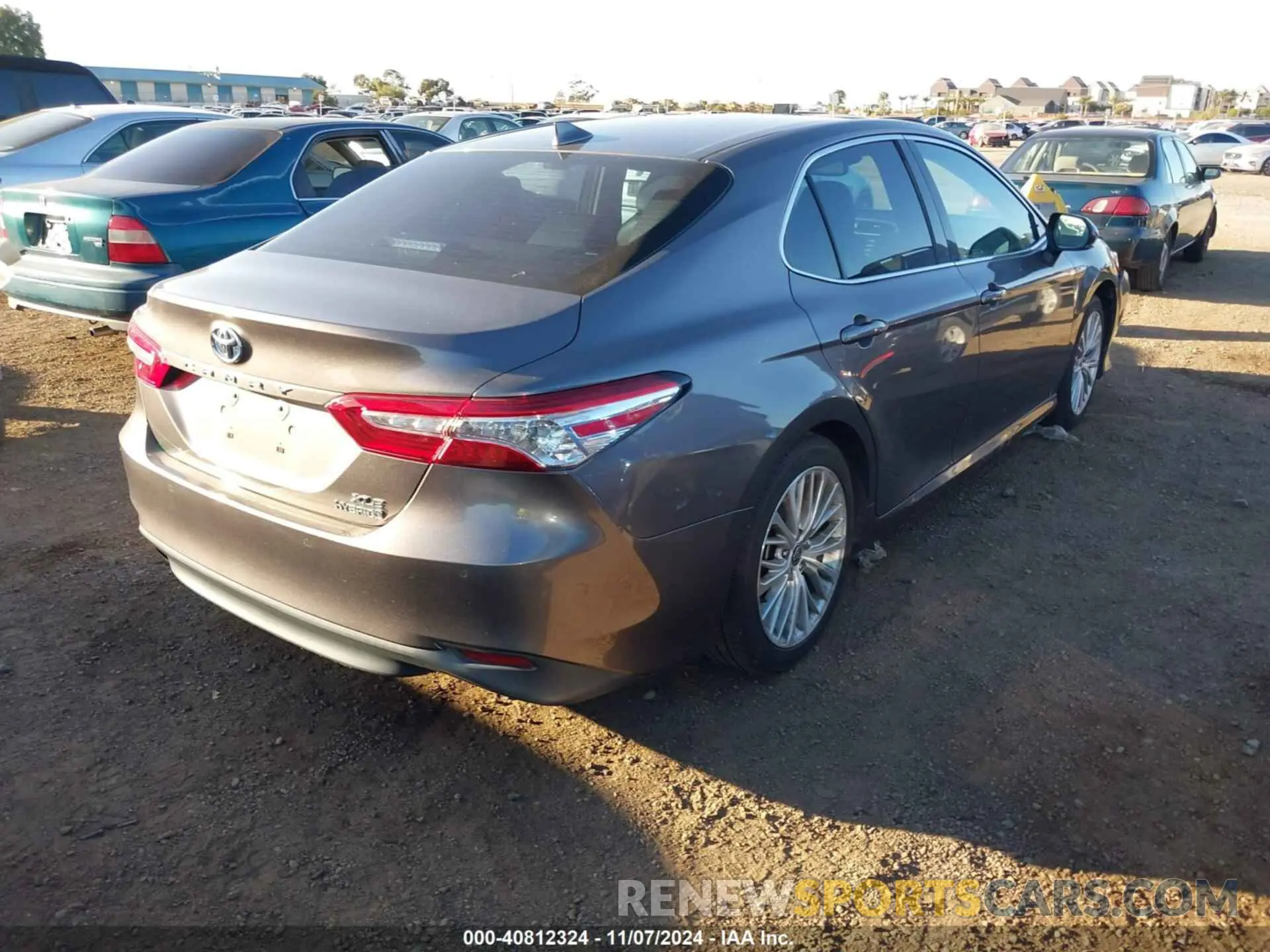 4 fotografías del automóvil dañado 4T1F31AK7LU535925 TOYOTA CAMRY 2020