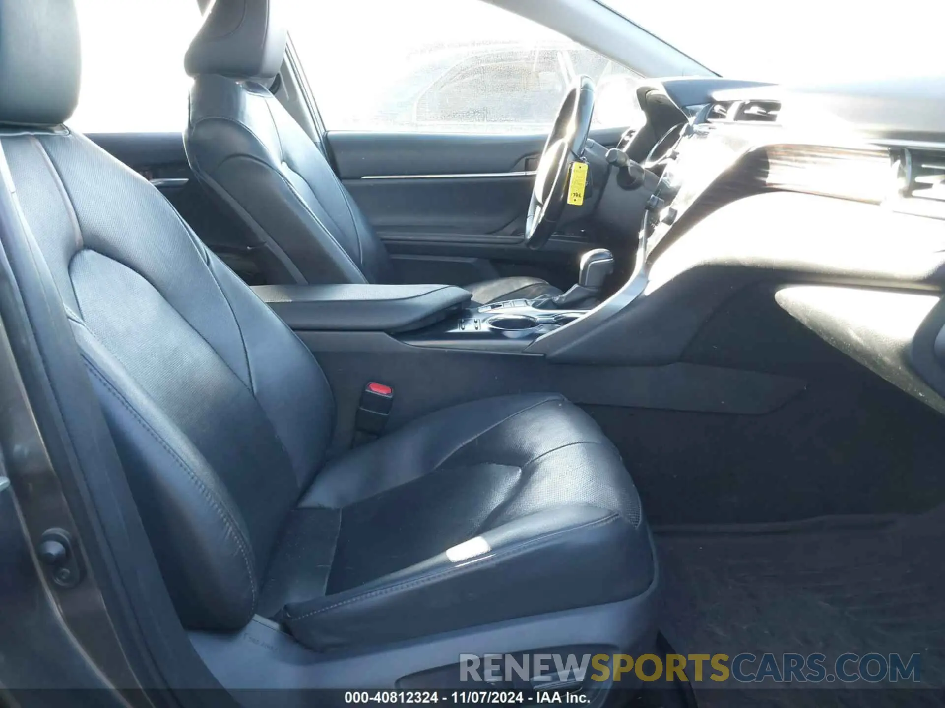5 fotografías del automóvil dañado 4T1F31AK7LU535925 TOYOTA CAMRY 2020