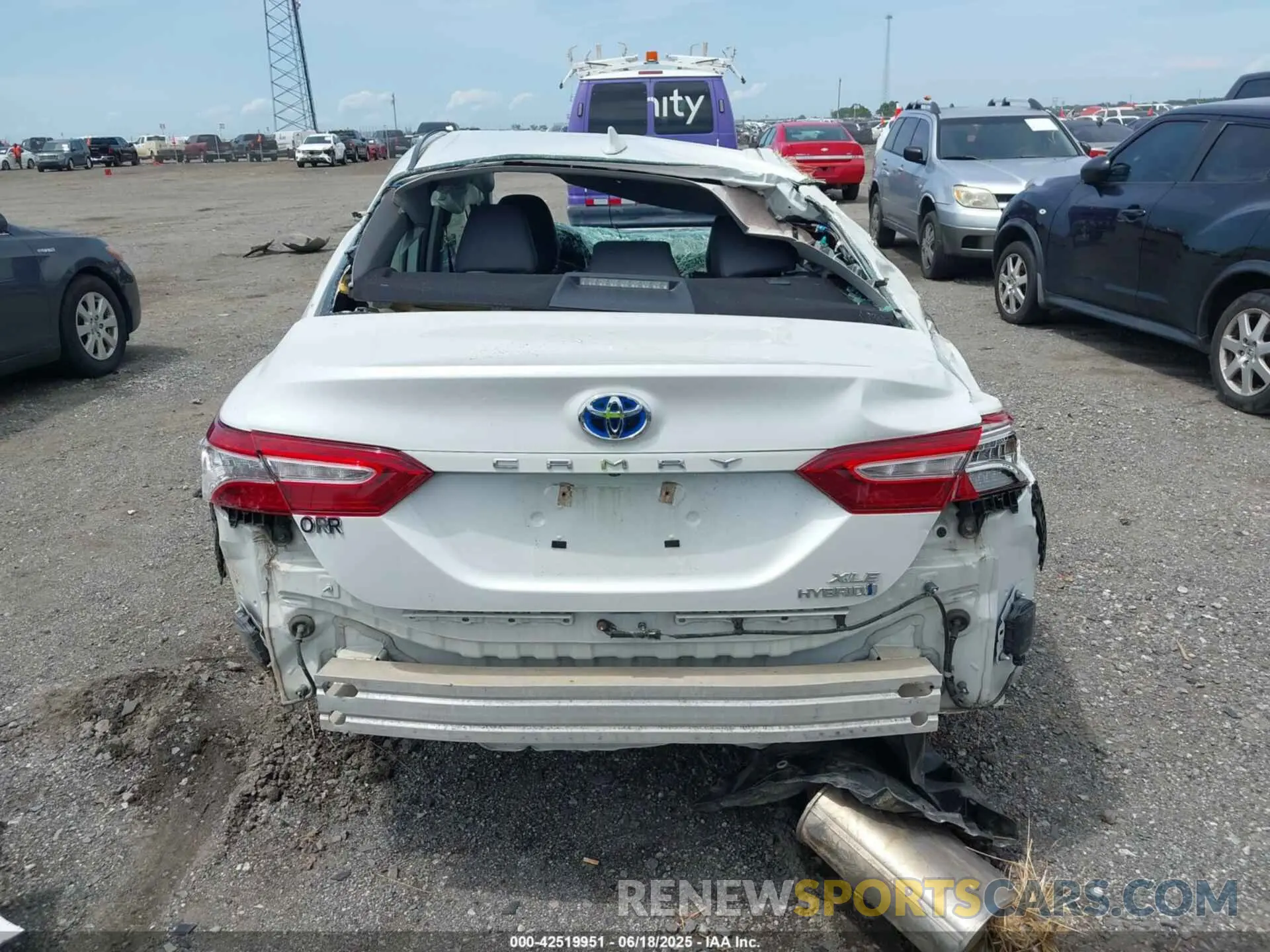 15 fotografías del automóvil dañado 4T1F31AK8LU520706 TOYOTA CAMRY 2020