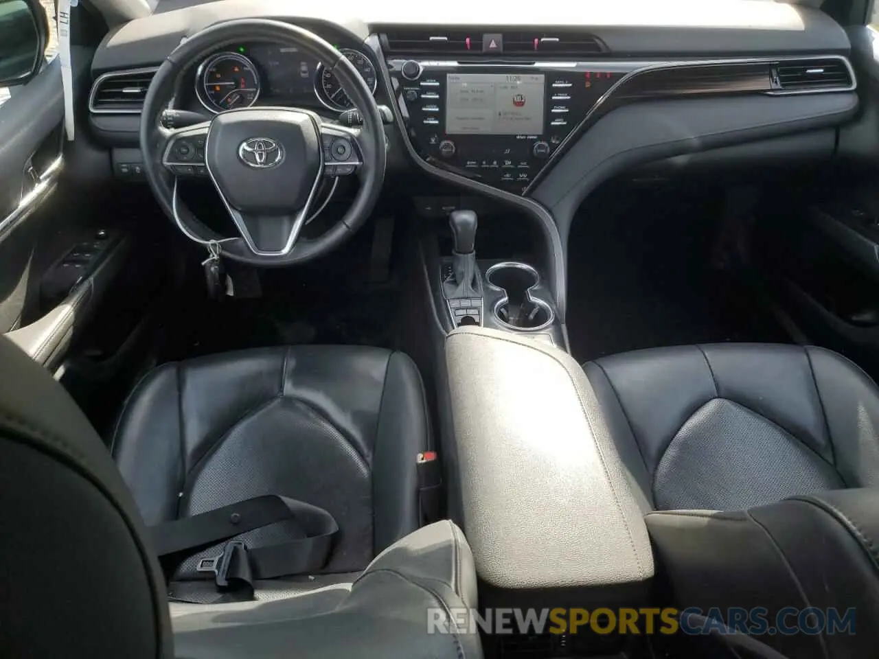 8 fotografías del automóvil dañado 4T1F31AK8LU528837 TOYOTA CAMRY 2020