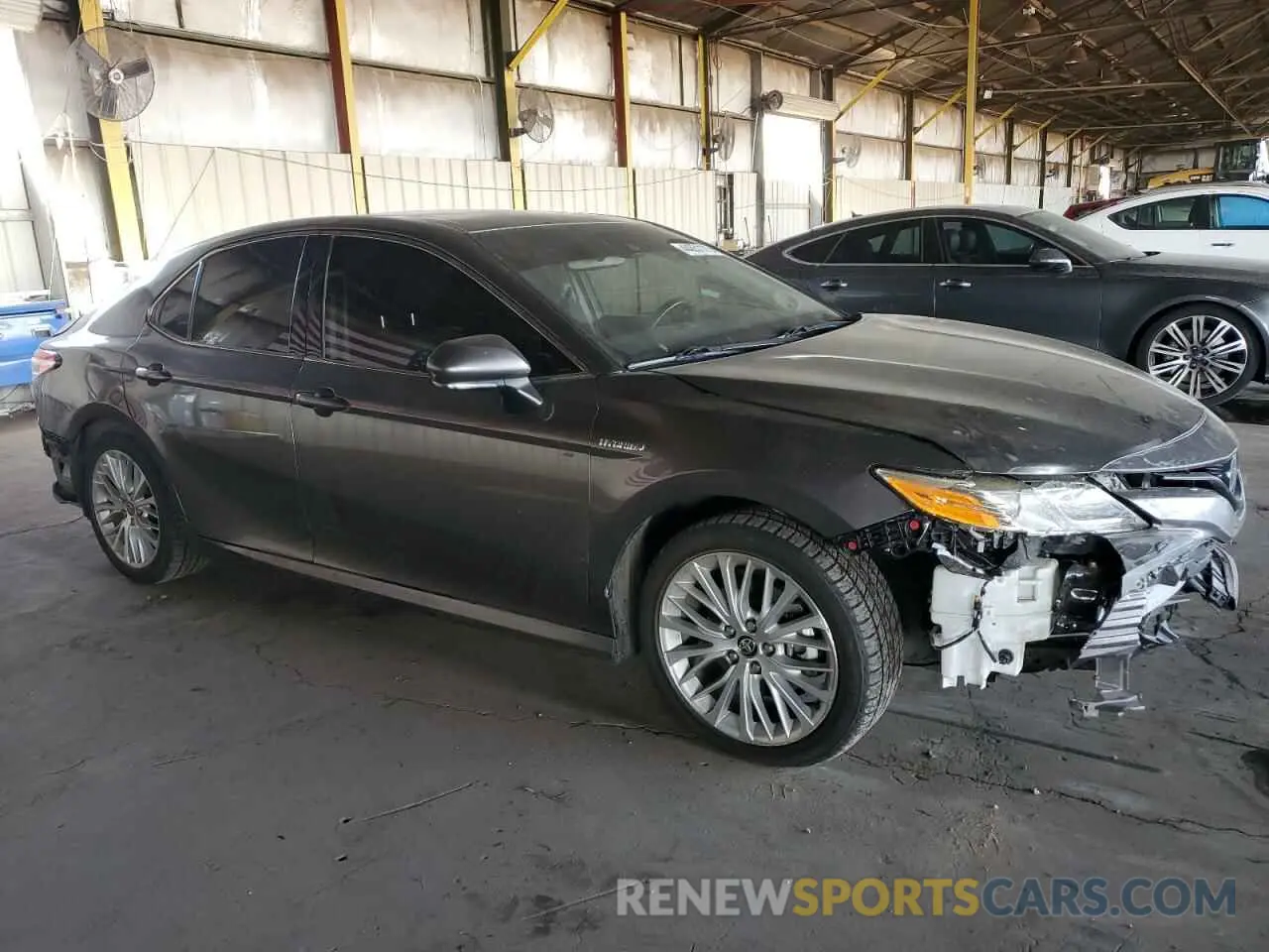 4 fotografías del automóvil dañado 4T1F31AK9LU538843 TOYOTA CAMRY 2020