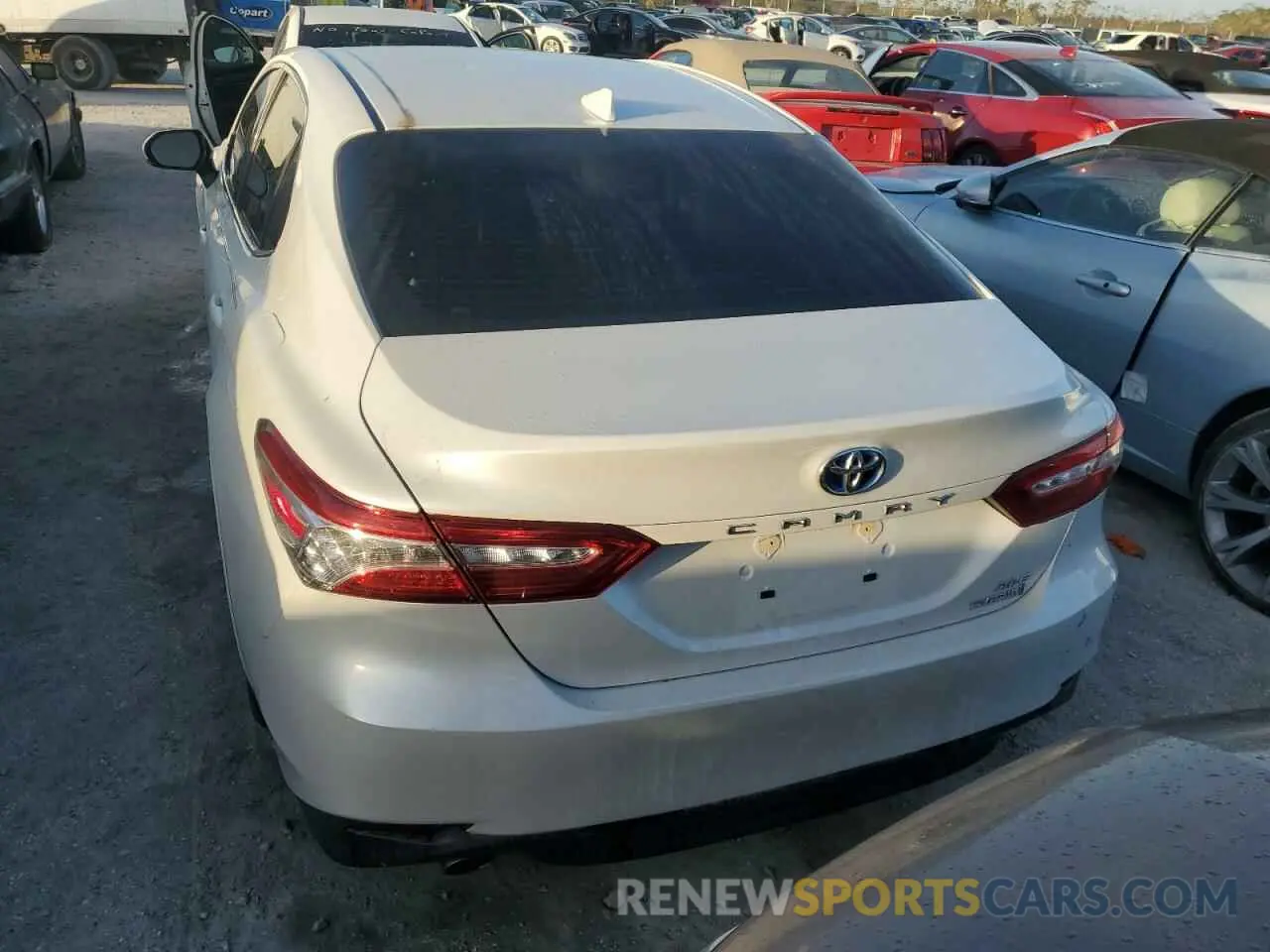 6 fotografías del automóvil dañado 4T1F31AKXLU537748 TOYOTA CAMRY 2020