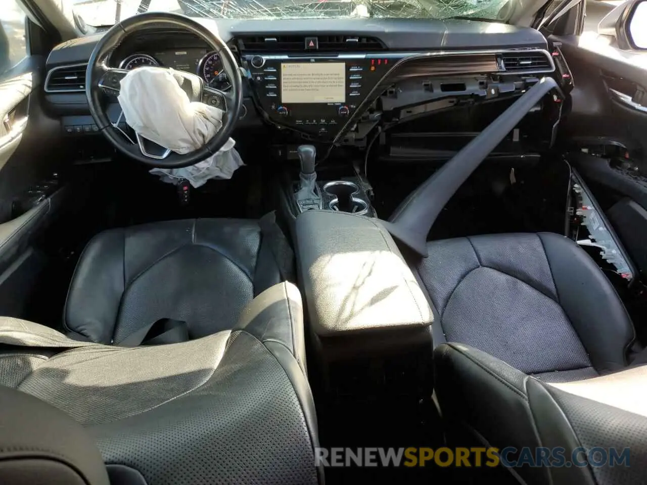 8 fotografías del automóvil dañado 4T1FZ1AK3LU042936 TOYOTA CAMRY 2020