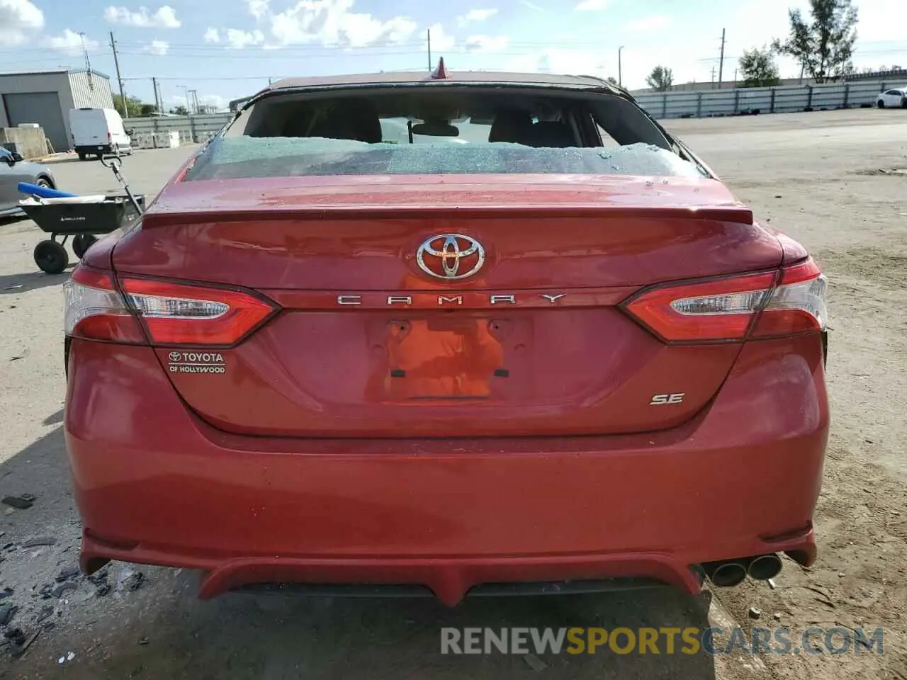 6 fotografías del automóvil dañado 4T1G11AK0LU312362 TOYOTA CAMRY 2020