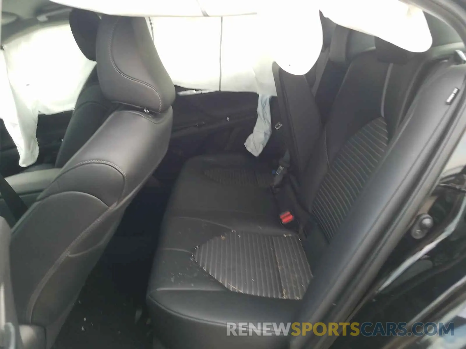 6 fotografías del automóvil dañado 4T1G11AK0LU332790 TOYOTA CAMRY 2020