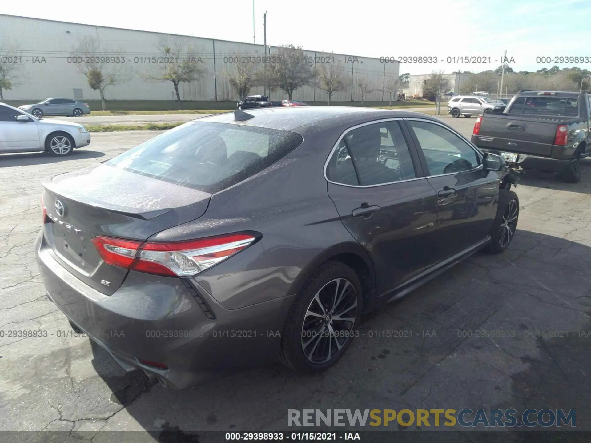 4 fotografías del automóvil dañado 4T1G11AK0LU333504 TOYOTA CAMRY 2020