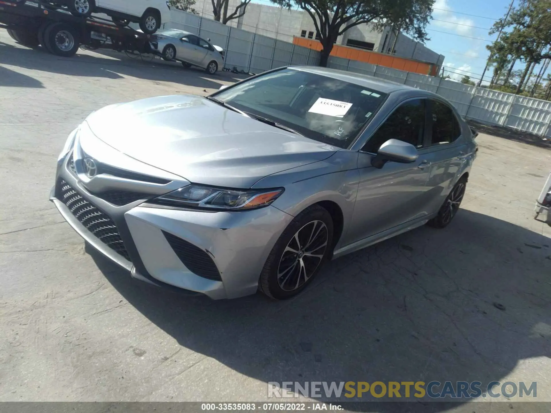 2 fotografías del automóvil dañado 4T1G11AK0LU352487 TOYOTA CAMRY 2020