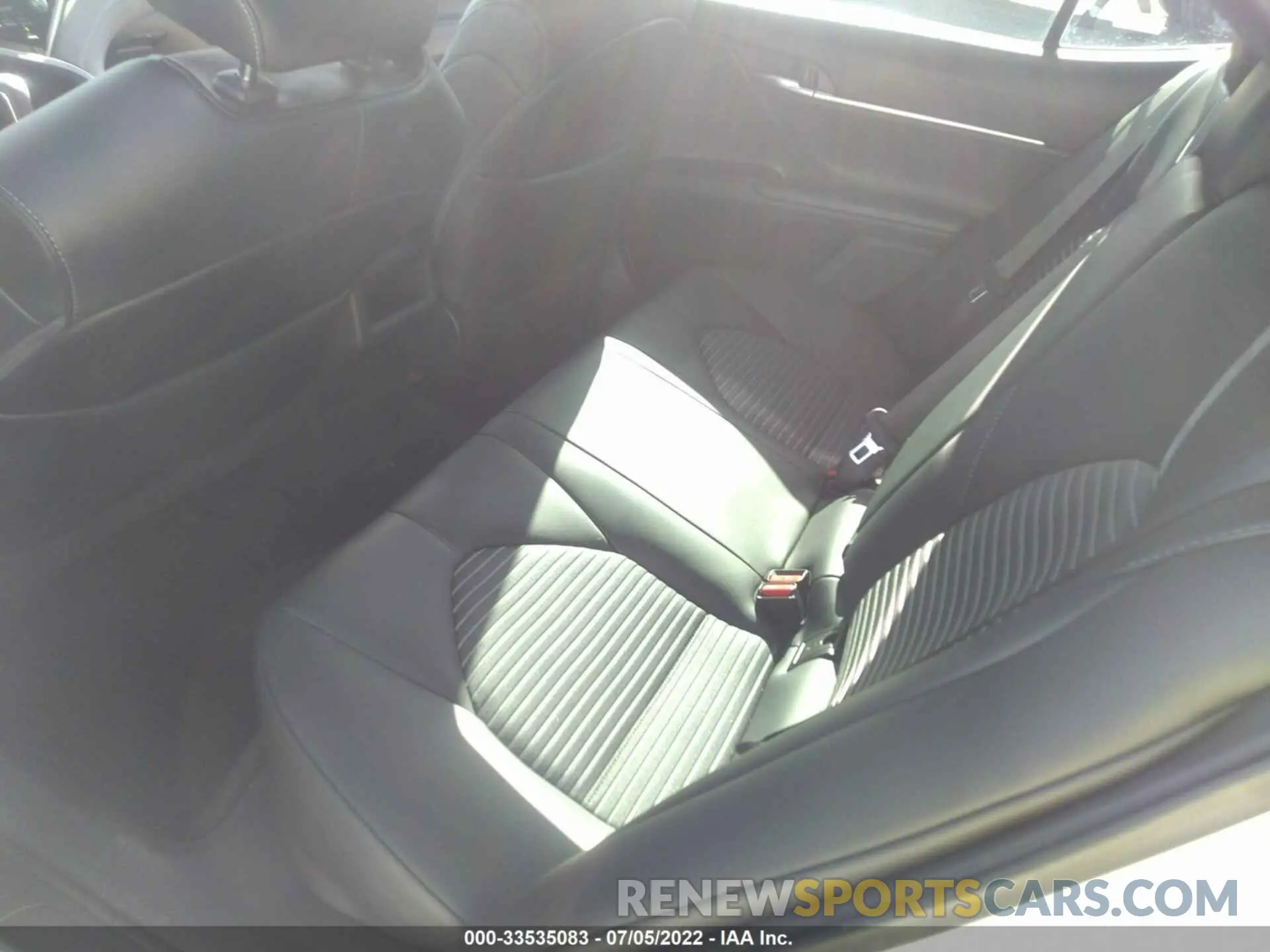 8 fotografías del automóvil dañado 4T1G11AK0LU352487 TOYOTA CAMRY 2020