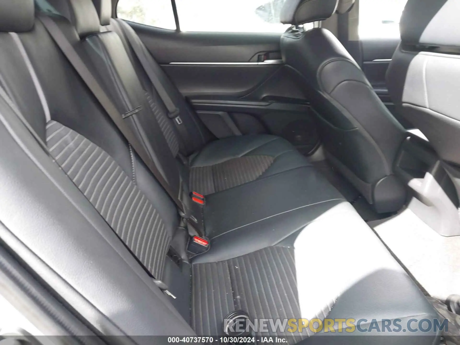 8 fotografías del automóvil dañado 4T1G11AK0LU367555 TOYOTA CAMRY 2020