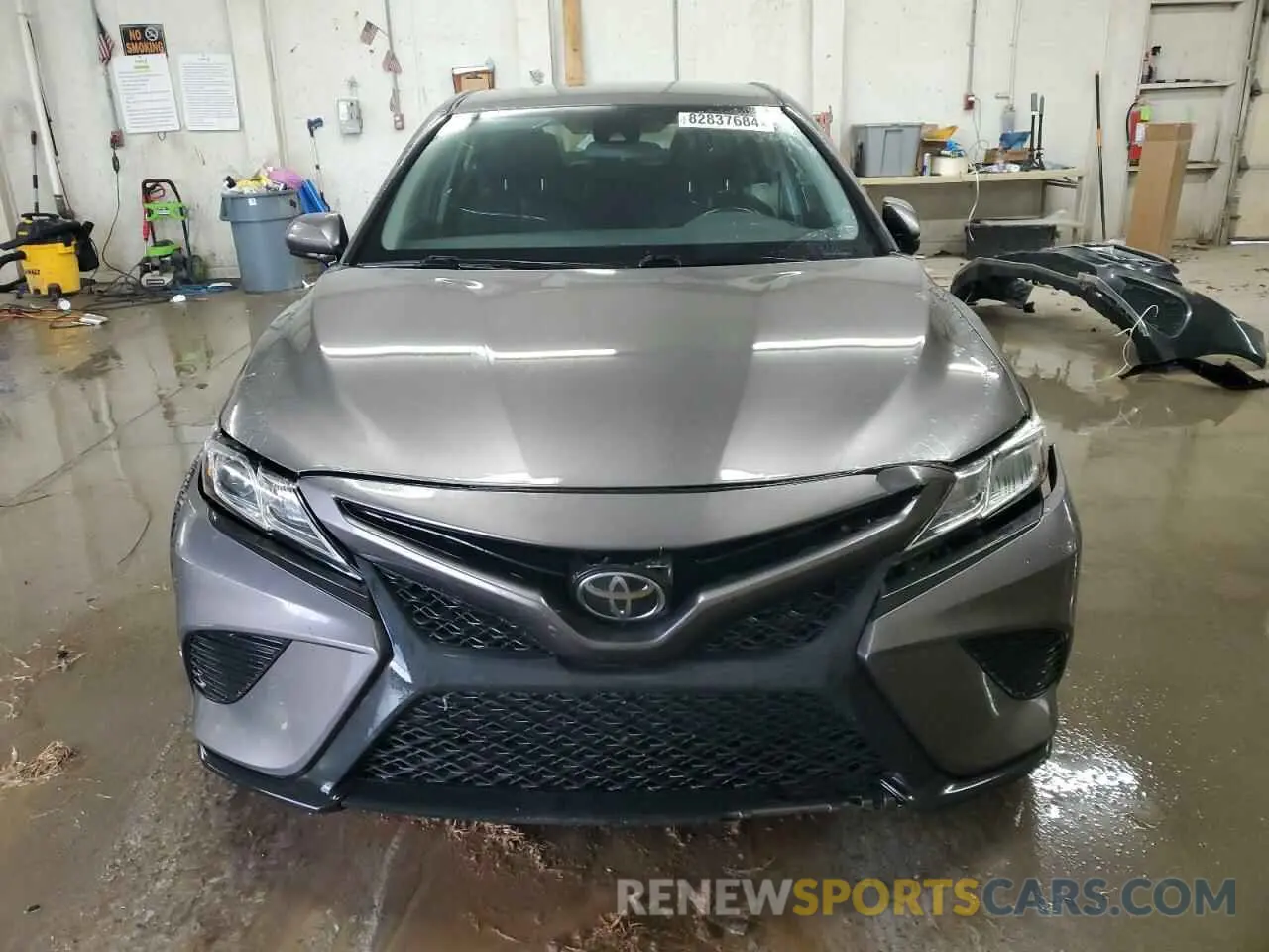 5 fotografías del automóvil dañado 4T1G11AK0LU371251 TOYOTA CAMRY 2020