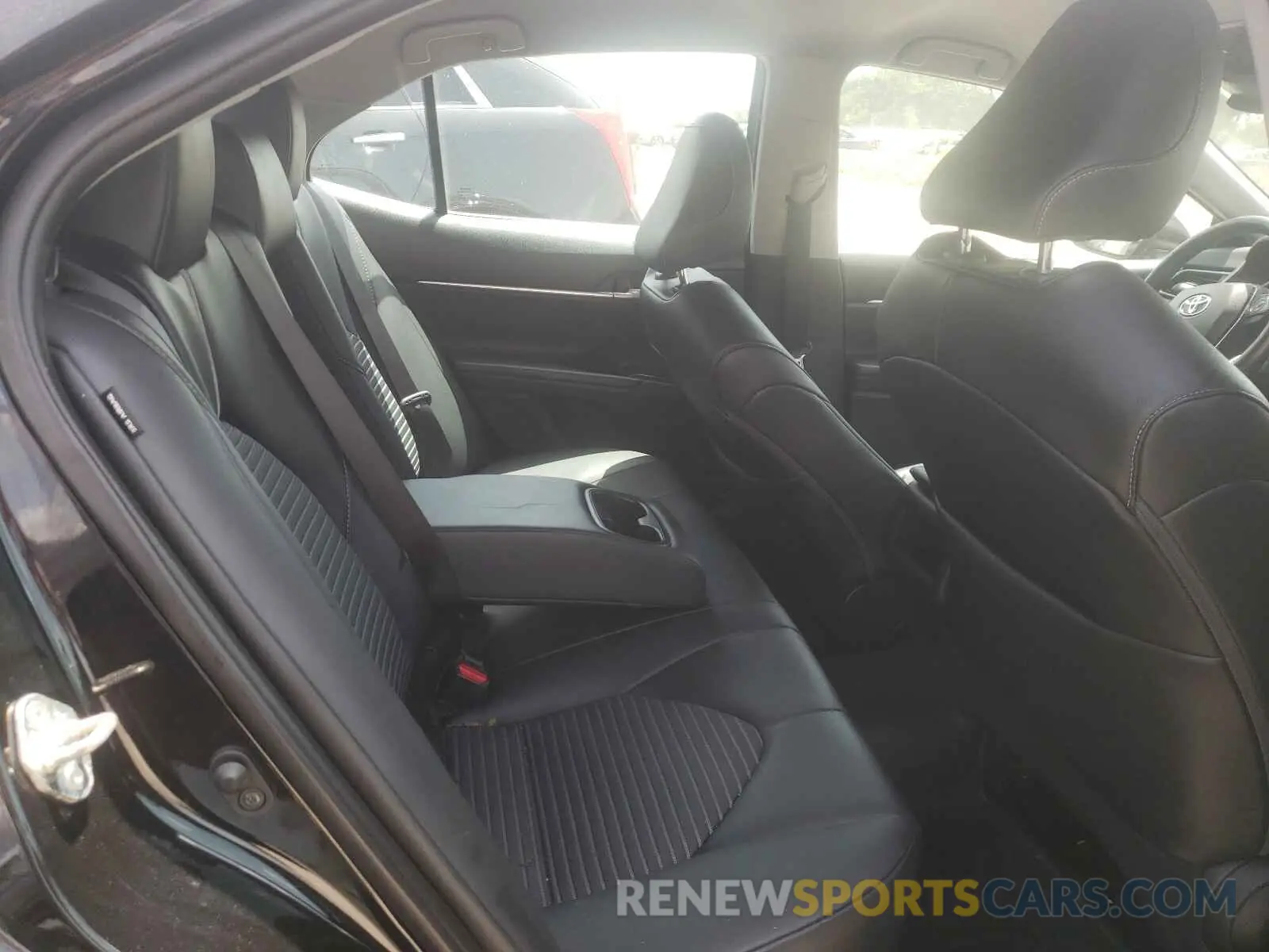 6 fotografías del automóvil dañado 4T1G11AK0LU371637 TOYOTA CAMRY 2020