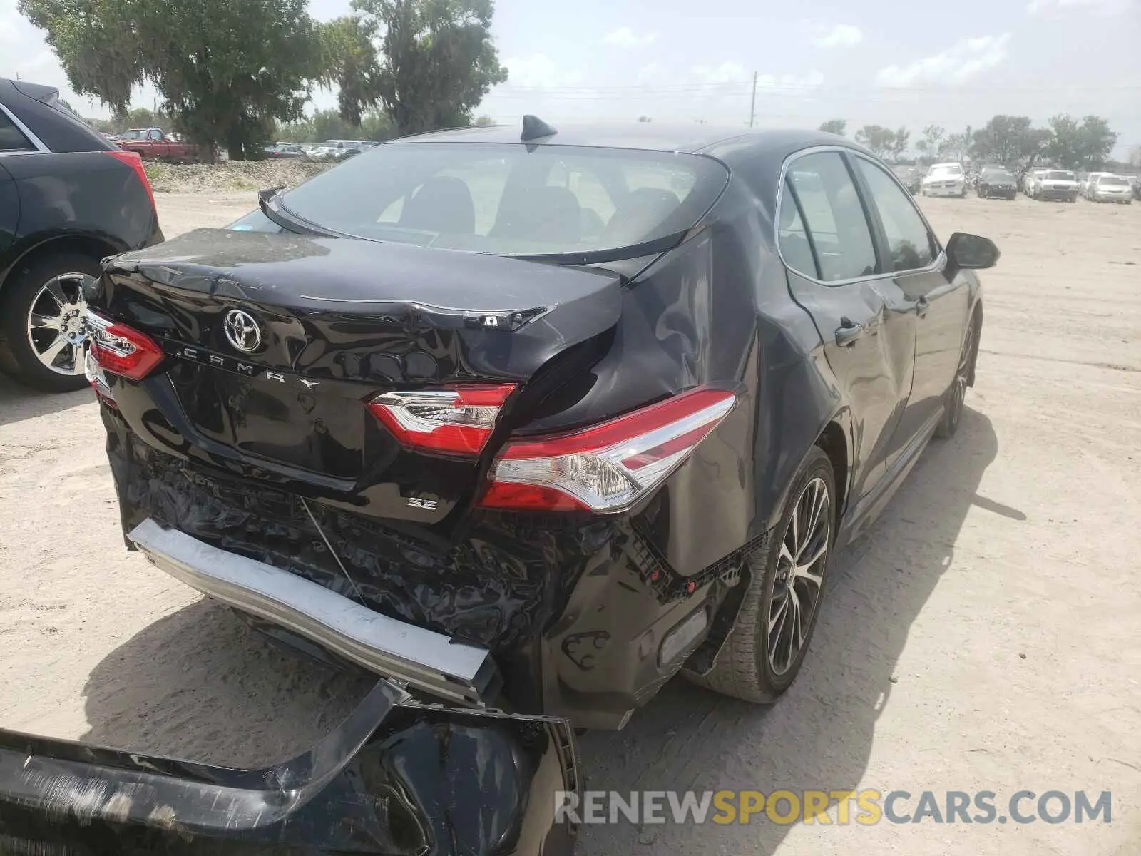 9 fotografías del automóvil dañado 4T1G11AK0LU371637 TOYOTA CAMRY 2020