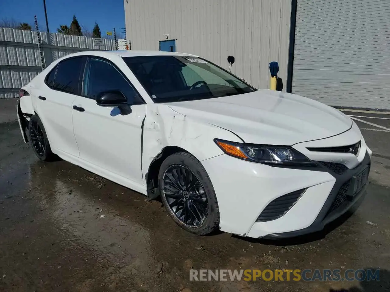 4 fotografías del automóvil dañado 4T1G11AK0LU396988 TOYOTA CAMRY 2020