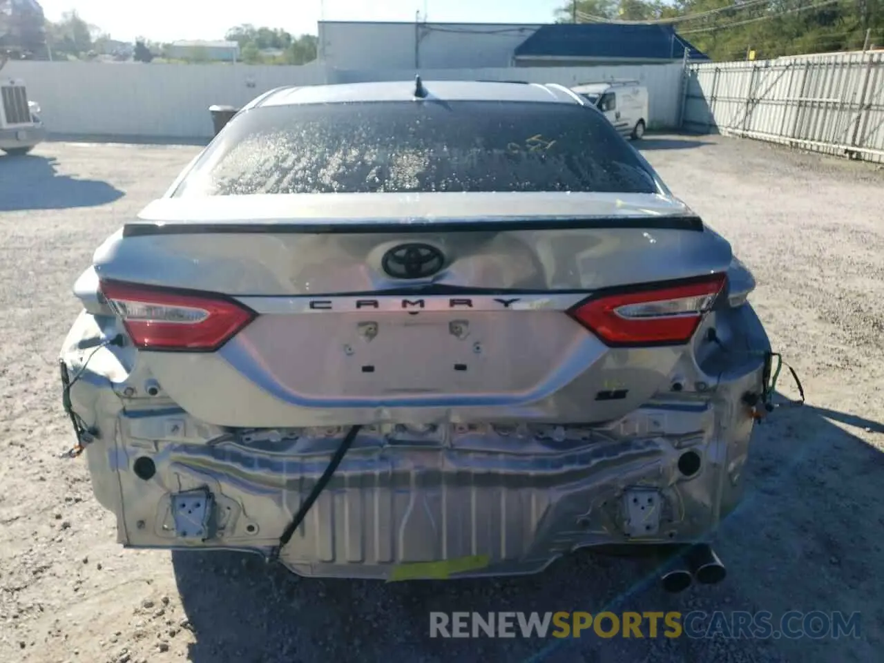 6 fotografías del automóvil dañado 4T1G11AK0LU397266 TOYOTA CAMRY 2020