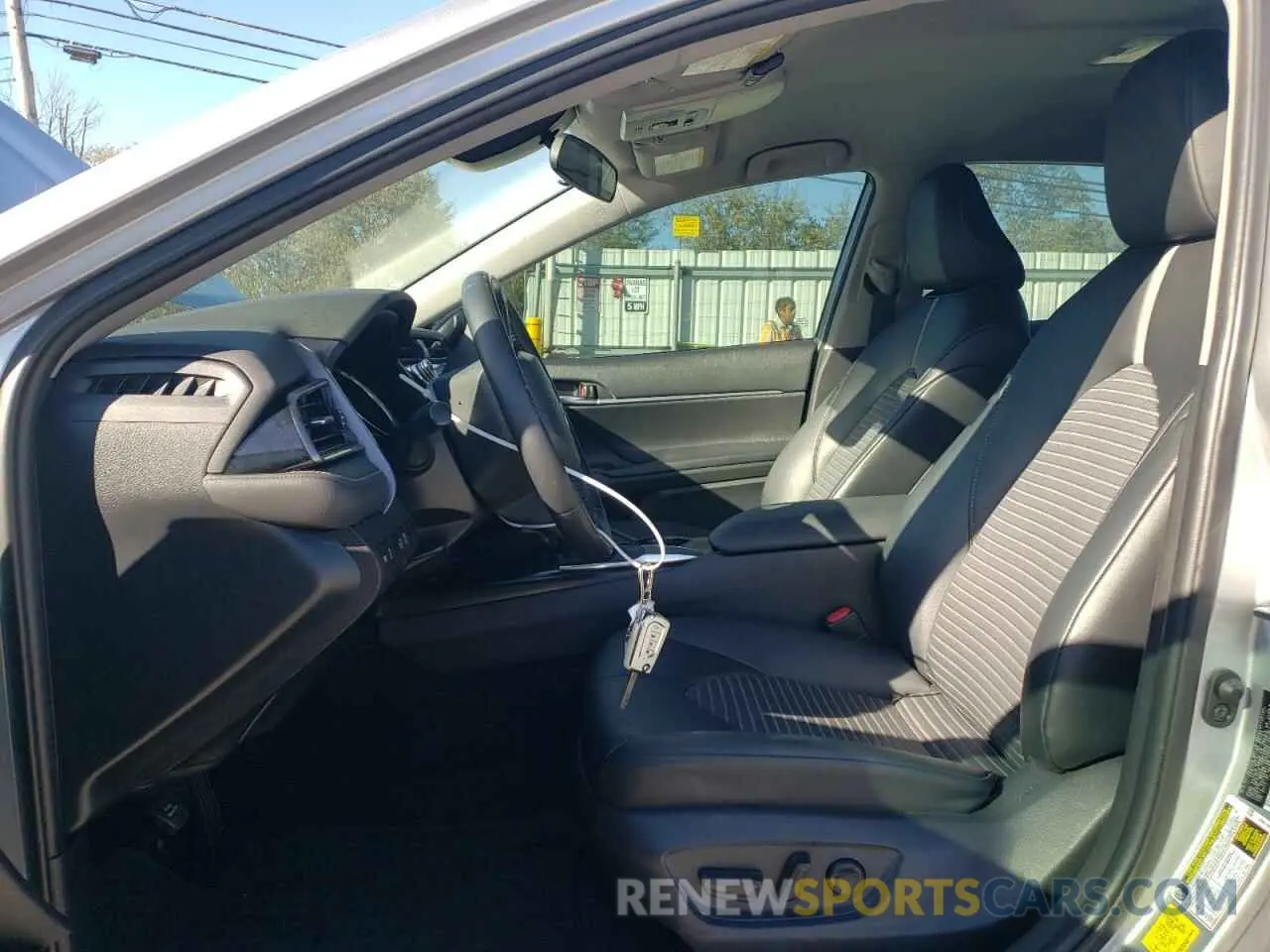 7 fotografías del automóvil dañado 4T1G11AK0LU397266 TOYOTA CAMRY 2020