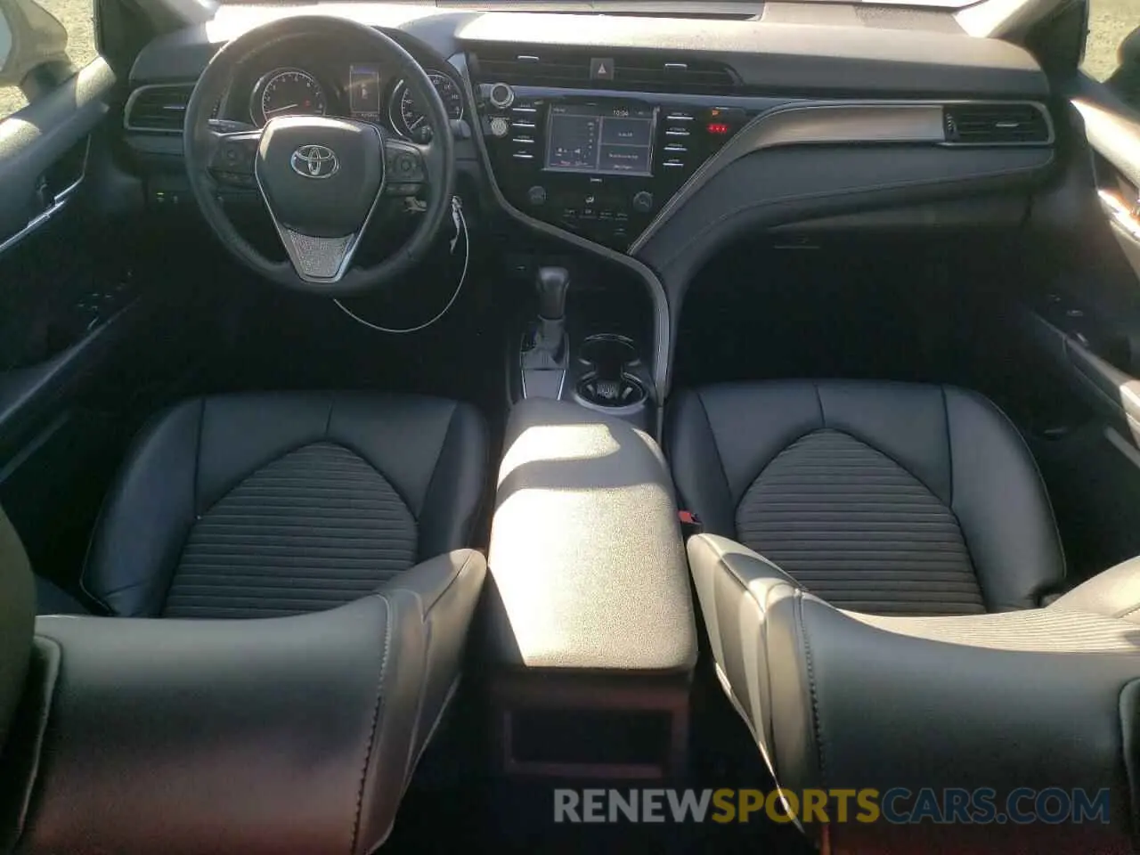 8 fotografías del automóvil dañado 4T1G11AK0LU397266 TOYOTA CAMRY 2020