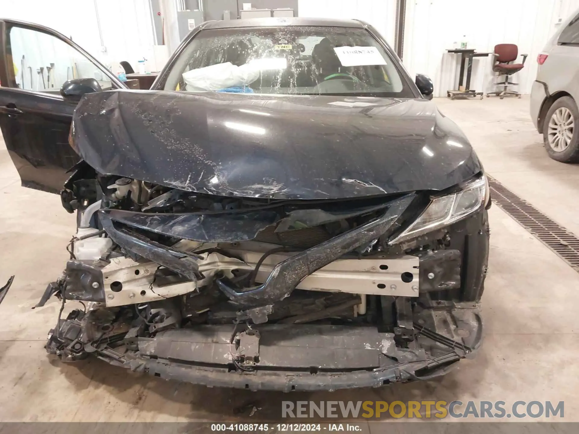 12 fotografías del automóvil dañado 4T1G11AK0LU890932 TOYOTA CAMRY 2020