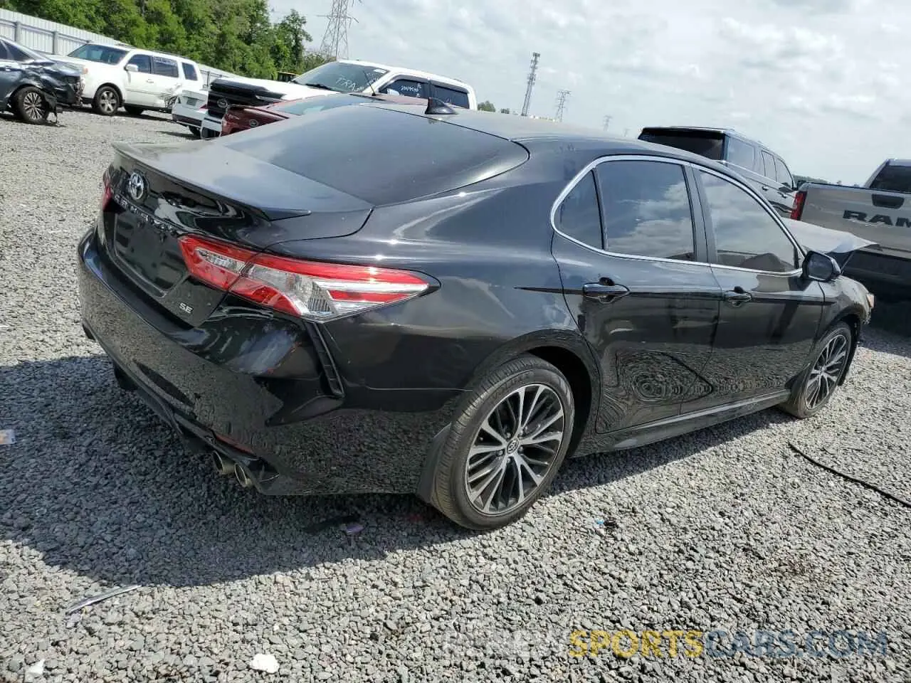 3 fotografías del automóvil dañado 4T1G11AK0LU916073 TOYOTA CAMRY 2020