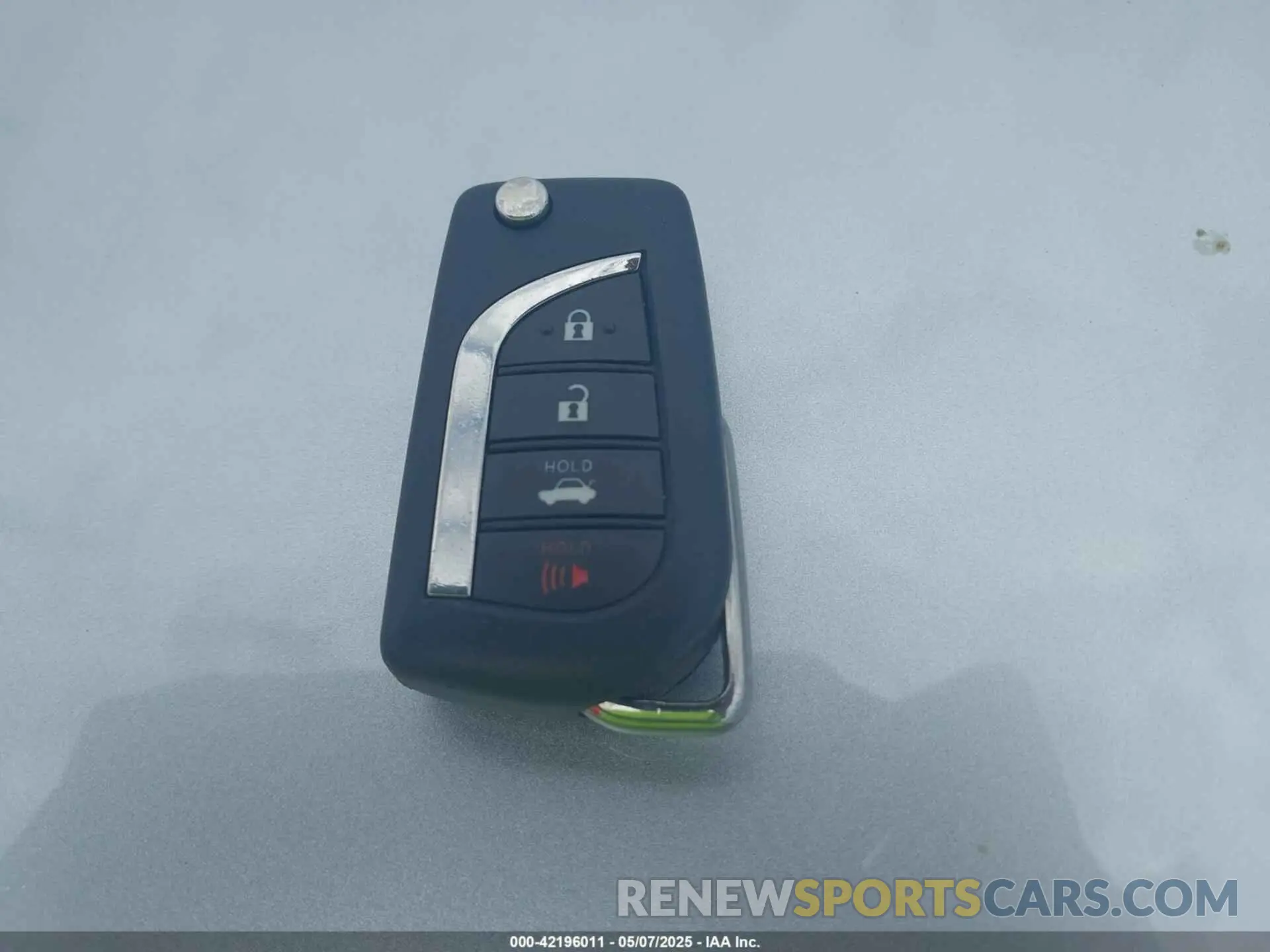 11 fotografías del automóvil dañado 4T1G11AK0LU924187 TOYOTA CAMRY 2020