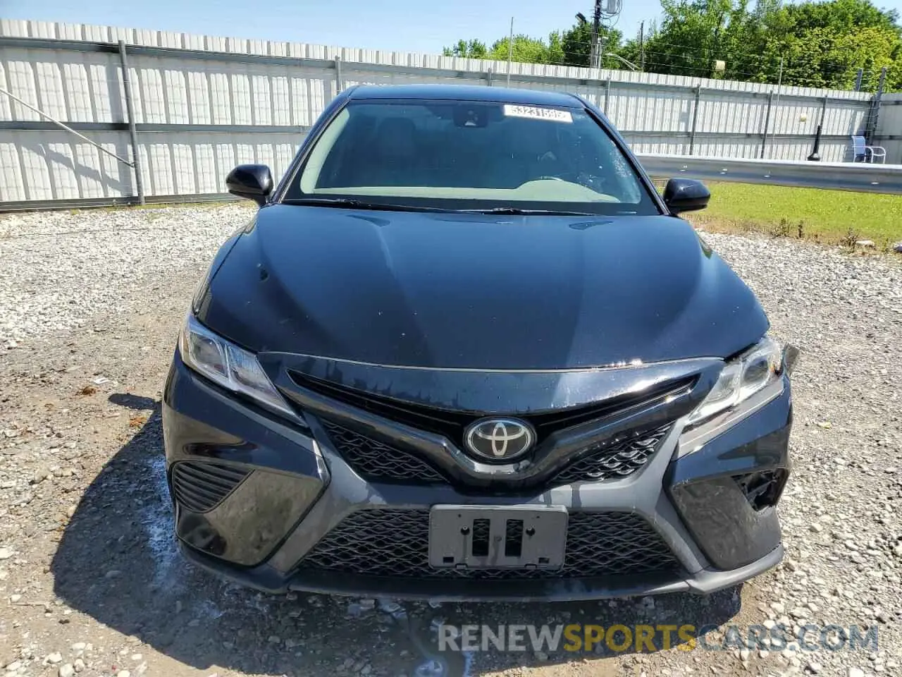 5 fotografías del automóvil dañado 4T1G11AK0LU942088 TOYOTA CAMRY 2020