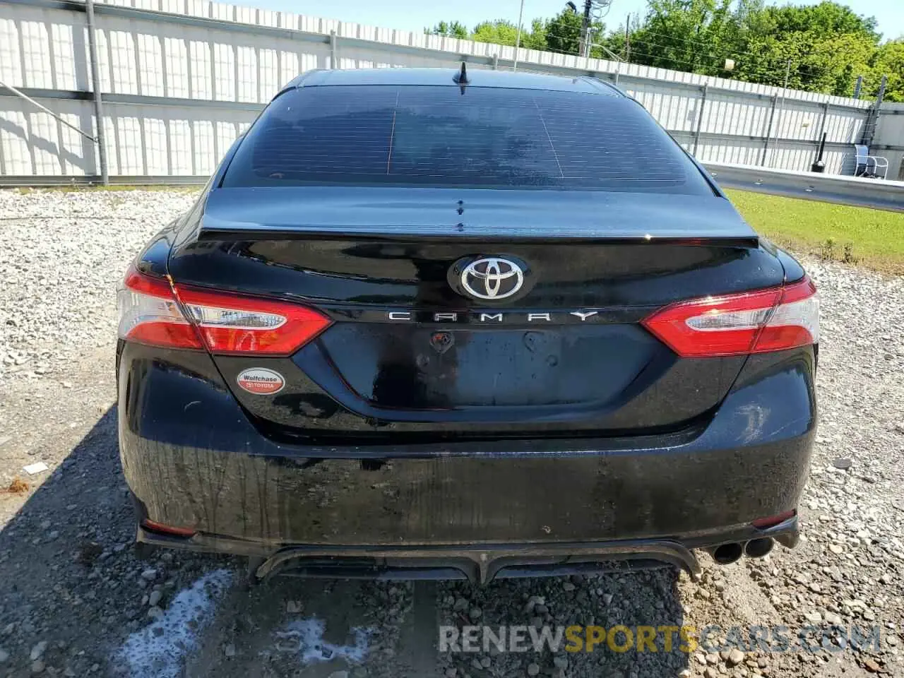 6 fotografías del automóvil dañado 4T1G11AK0LU942088 TOYOTA CAMRY 2020
