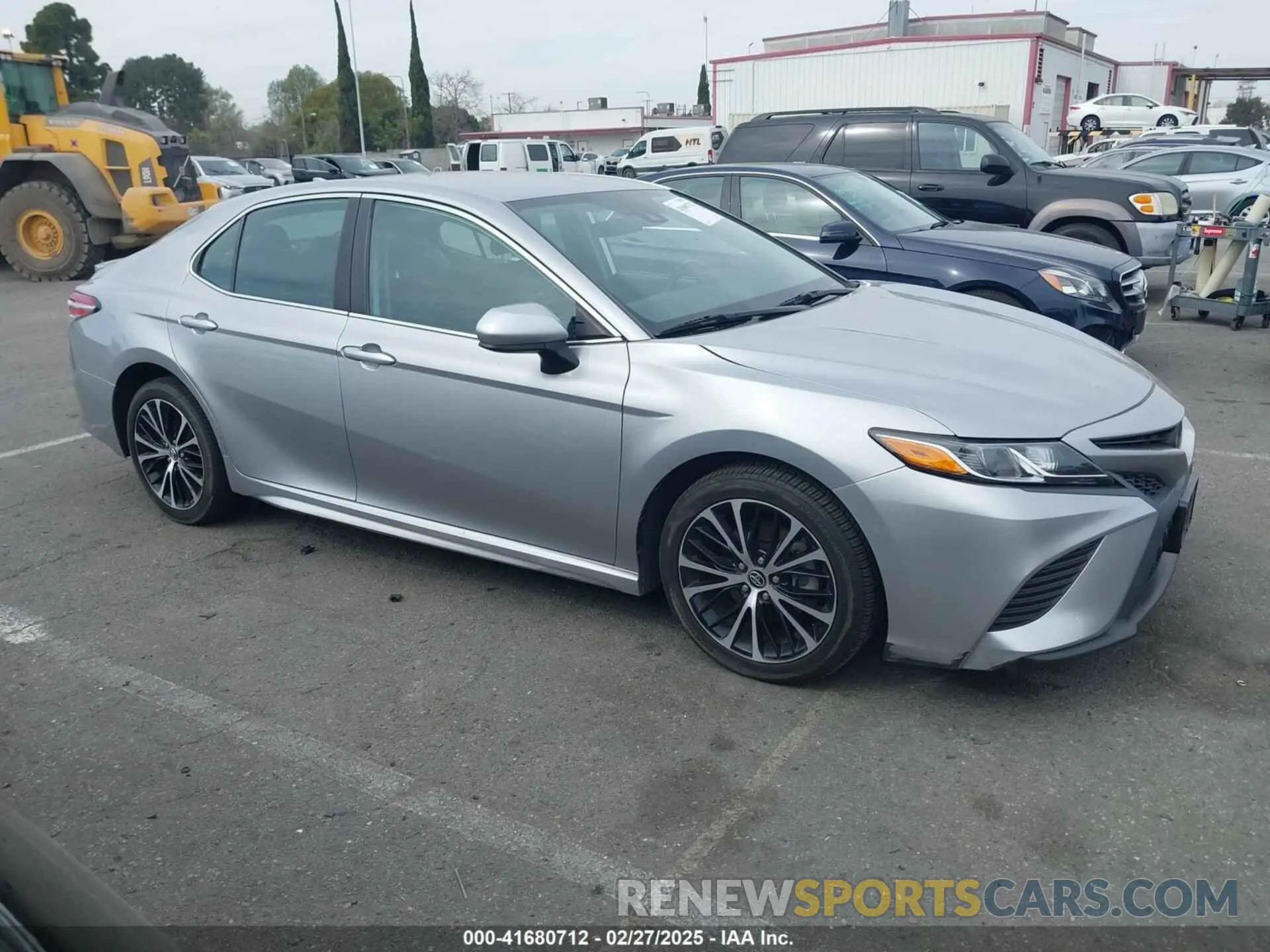 13 fotografías del automóvil dañado 4T1G11AK0LU943547 TOYOTA CAMRY 2020