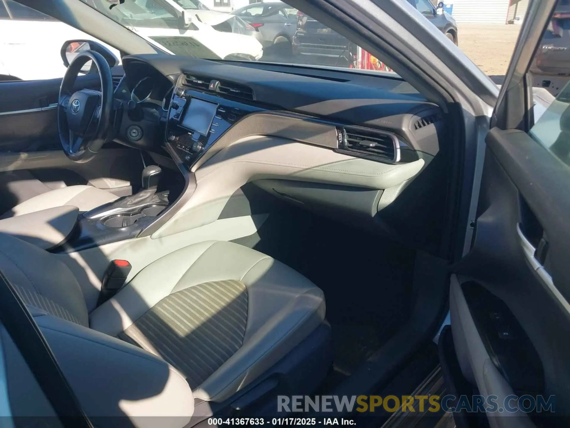 5 fotografías del automóvil dañado 4T1G11AK0LU947968 TOYOTA CAMRY 2020