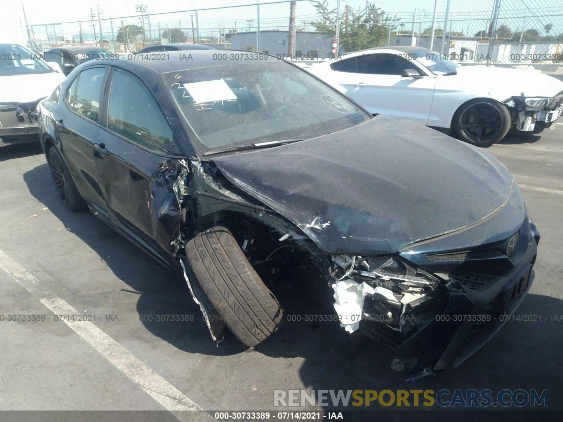 6 fotografías del automóvil dañado 4T1G11AK0LU968545 TOYOTA CAMRY 2020