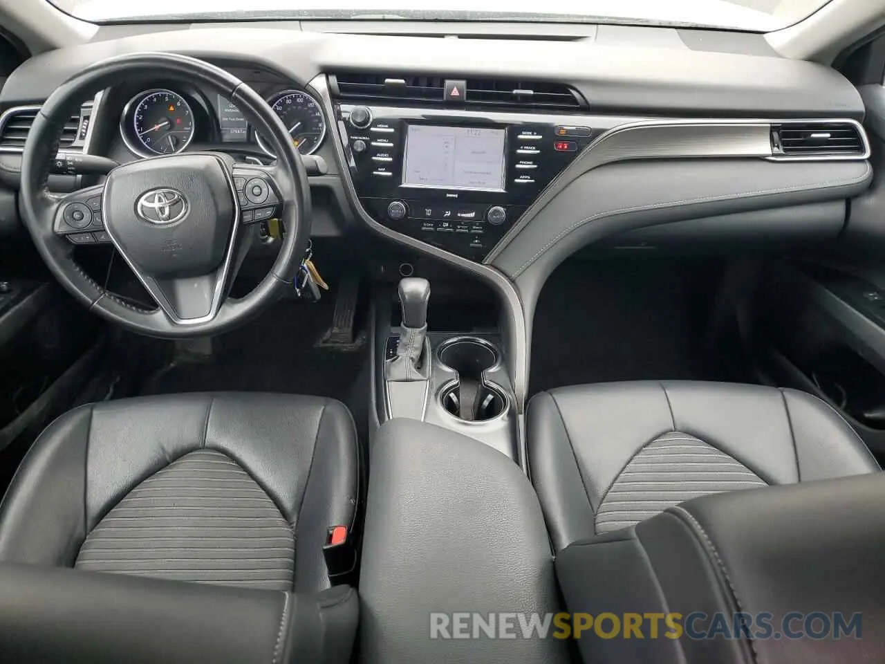 8 fotografías del automóvil dañado 4T1G11AK0LU997298 TOYOTA CAMRY 2020