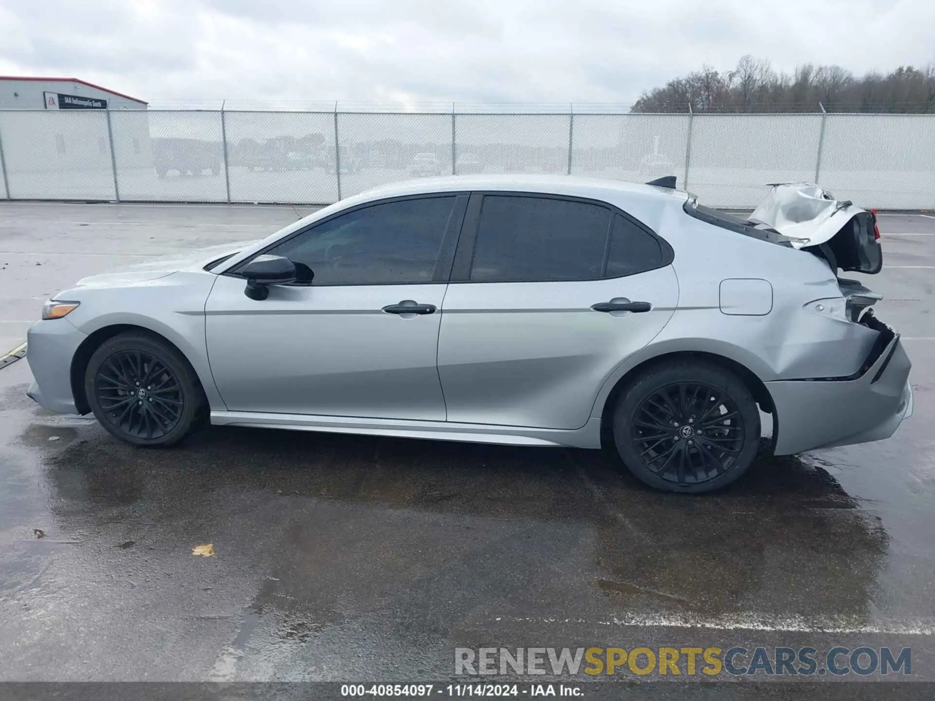 15 fotografías del automóvil dañado 4T1G11AK1LU301046 TOYOTA CAMRY 2020