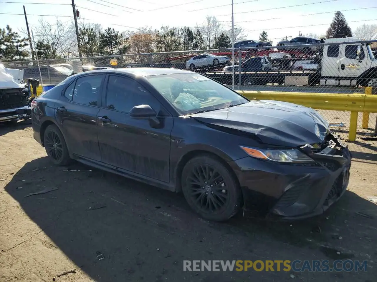 4 fotografías del automóvil dañado 4T1G11AK1LU305033 TOYOTA CAMRY 2020