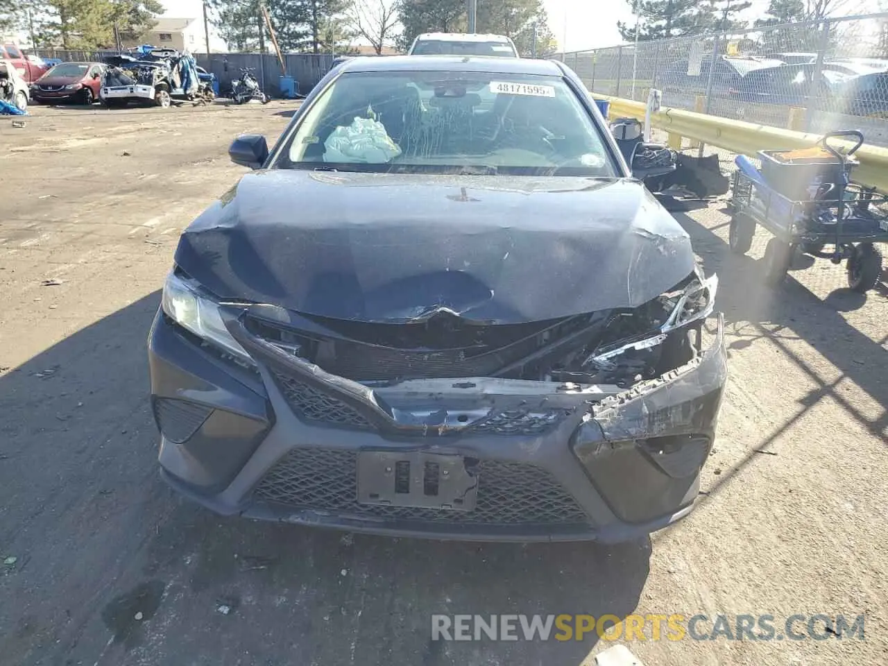 5 fotografías del automóvil dañado 4T1G11AK1LU305033 TOYOTA CAMRY 2020