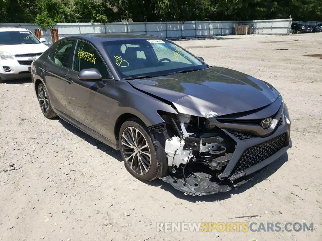 1 fotografías del automóvil dañado 4T1G11AK1LU305467 TOYOTA CAMRY 2020
