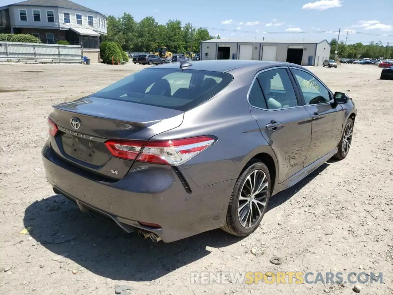 4 fotografías del automóvil dañado 4T1G11AK1LU305467 TOYOTA CAMRY 2020