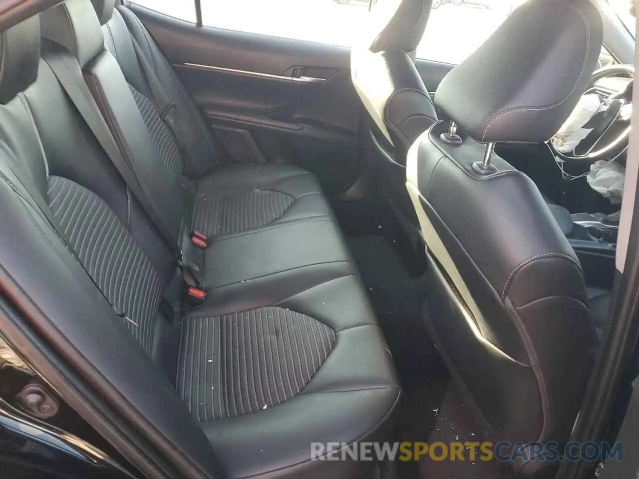 10 fotografías del automóvil dañado 4T1G11AK1LU315495 TOYOTA CAMRY 2020