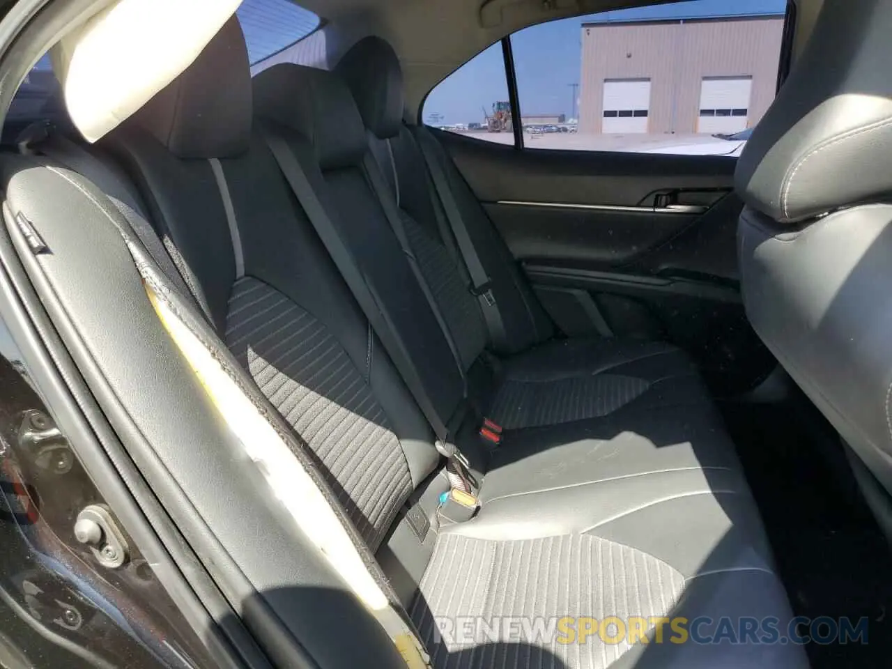 10 fotografías del automóvil dañado 4T1G11AK1LU329302 TOYOTA CAMRY 2020