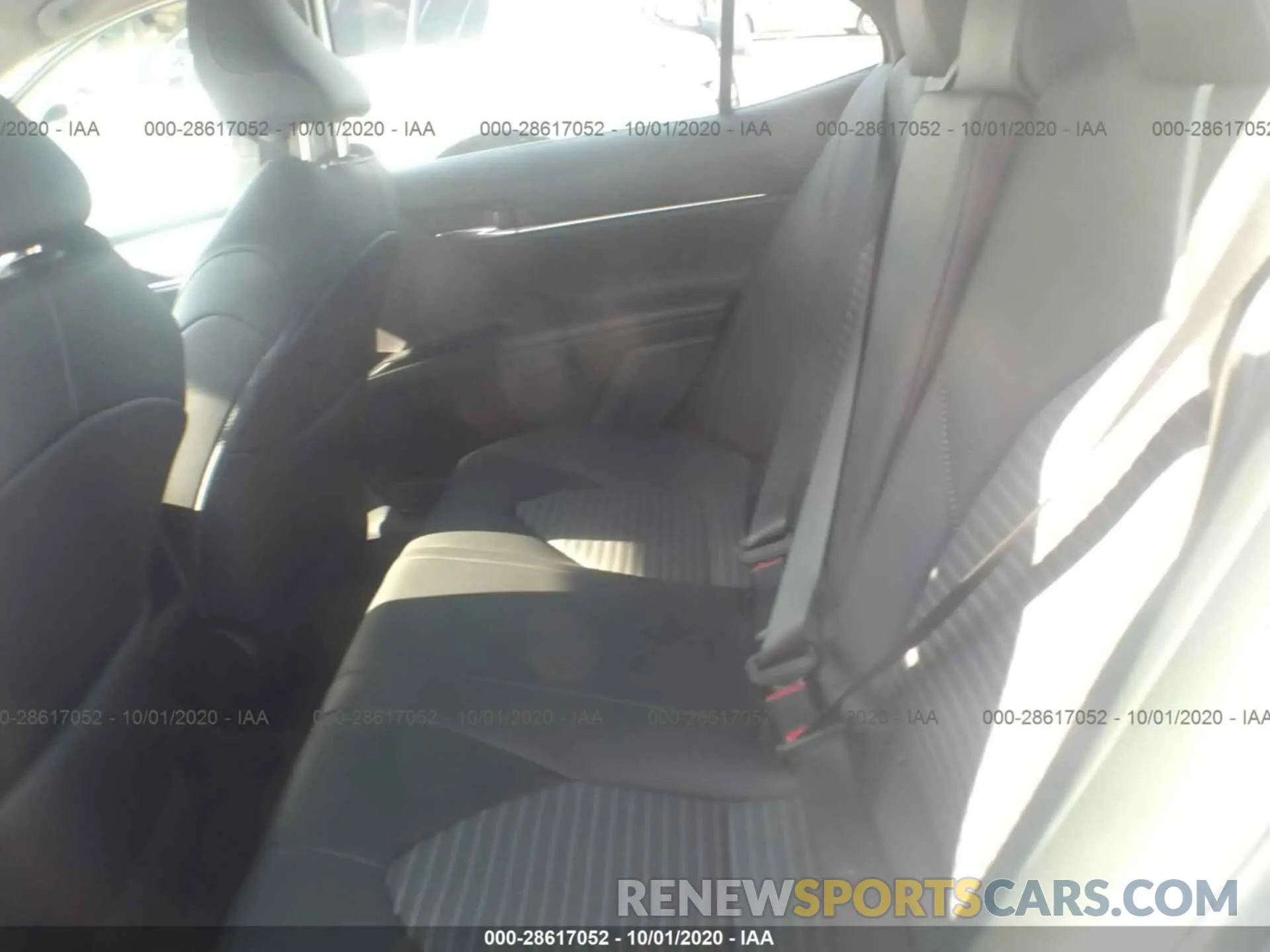 8 fotografías del automóvil dañado 4T1G11AK1LU349193 TOYOTA CAMRY 2020