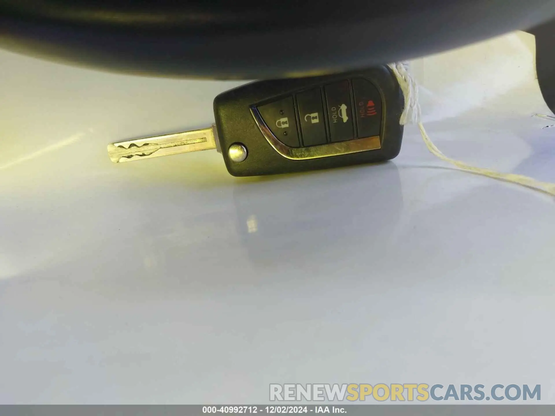 11 fotografías del automóvil dañado 4T1G11AK1LU363689 TOYOTA CAMRY 2020