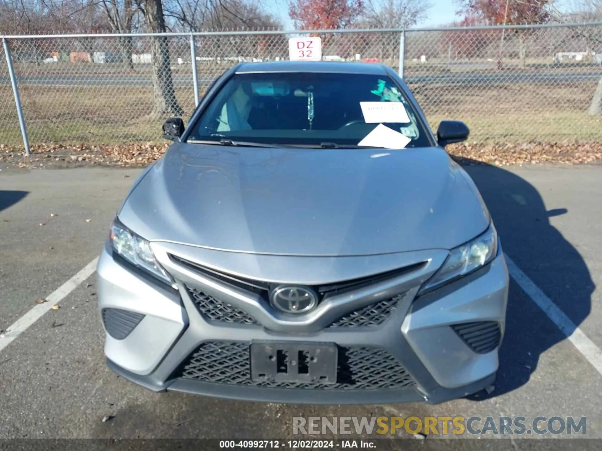 12 fotografías del automóvil dañado 4T1G11AK1LU363689 TOYOTA CAMRY 2020