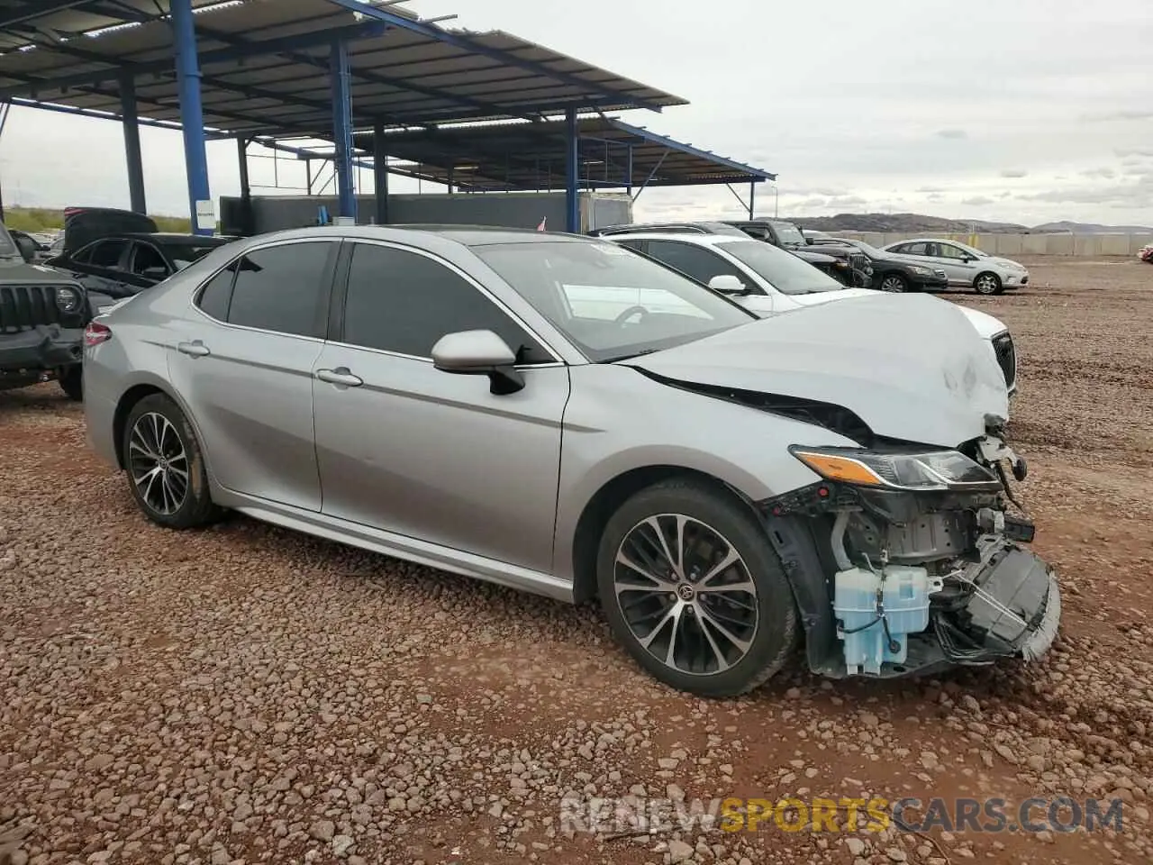 4 fotografías del automóvil dañado 4T1G11AK1LU365801 TOYOTA CAMRY 2020