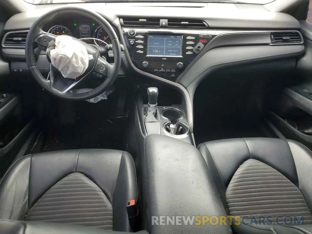 8 fotografías del automóvil dañado 4T1G11AK1LU365801 TOYOTA CAMRY 2020